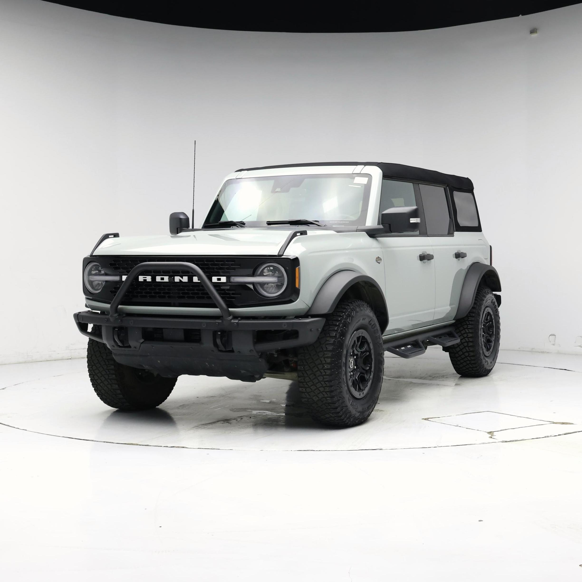 Thumbnail: 2023 Ford Bronco - 4