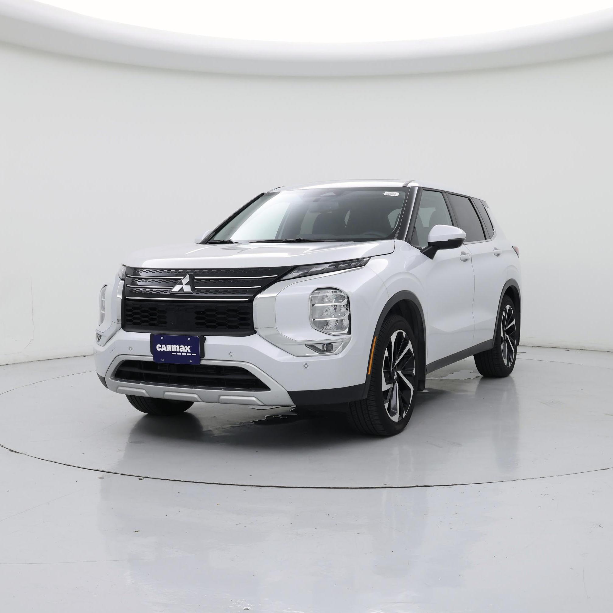 Thumbnail: 2024 Mitsubishi Outlander - 4