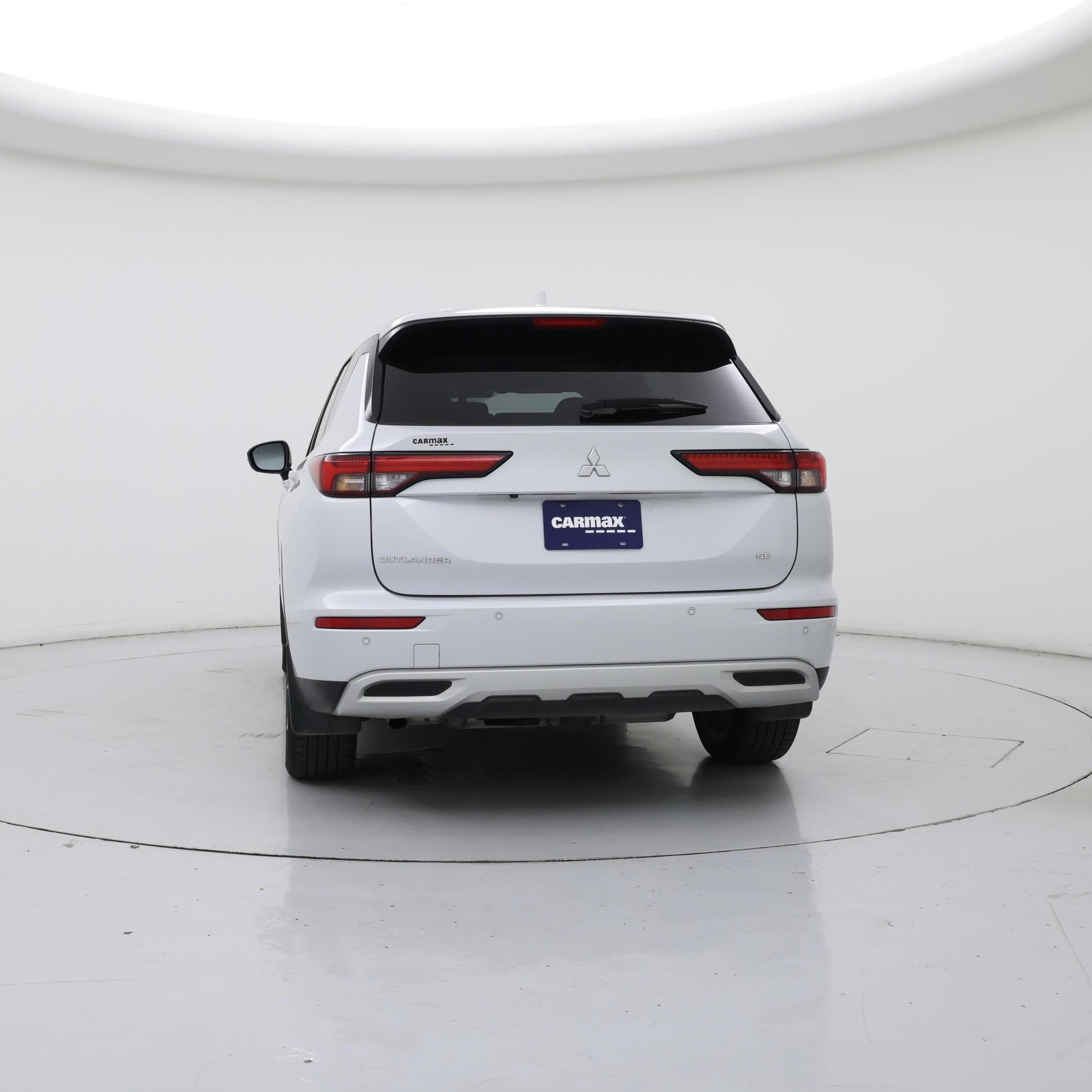 Thumbnail: 2024 Mitsubishi Outlander - 6