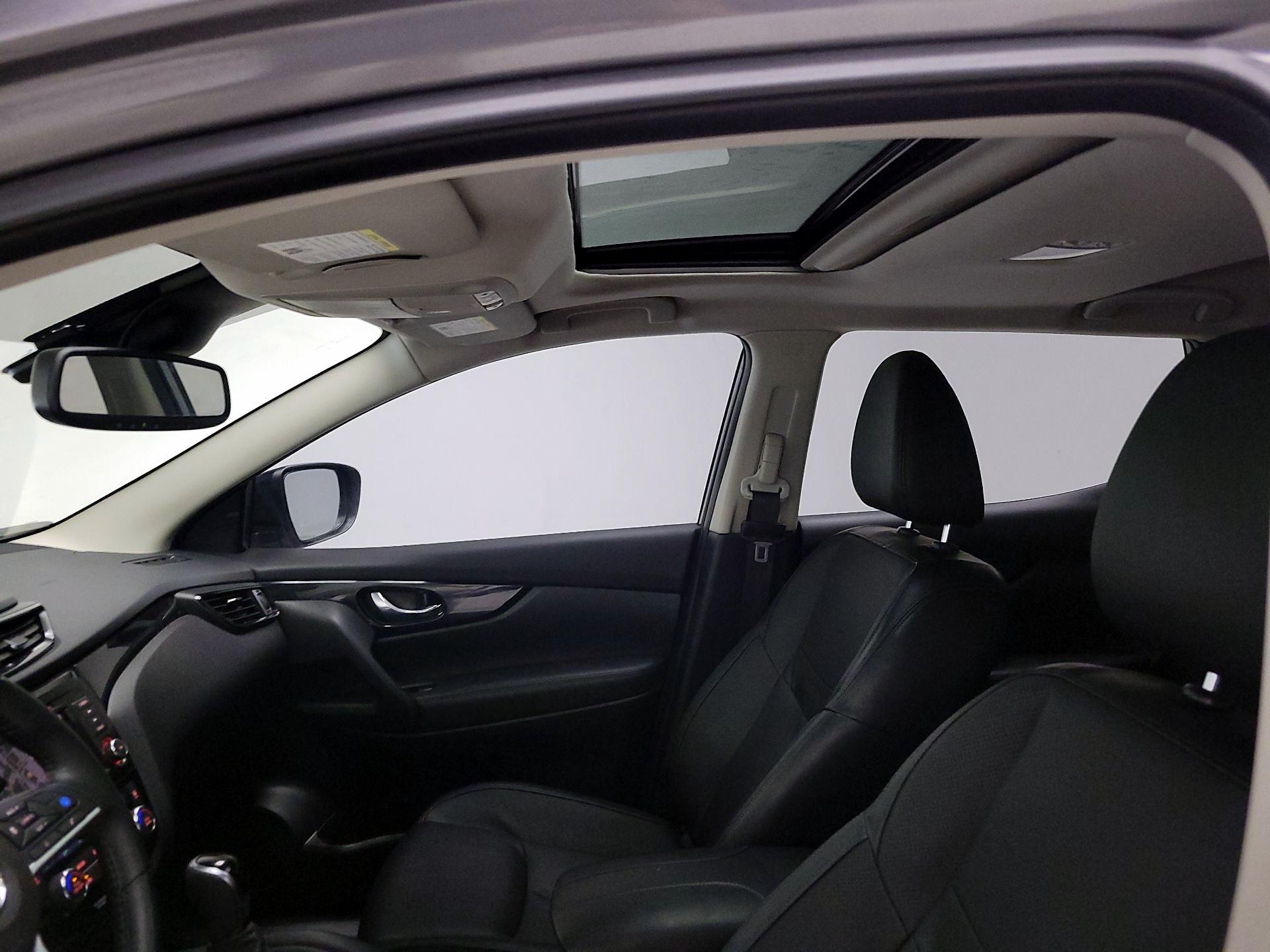 Thumbnail: 2022 Nissan Rogue Sport - 20