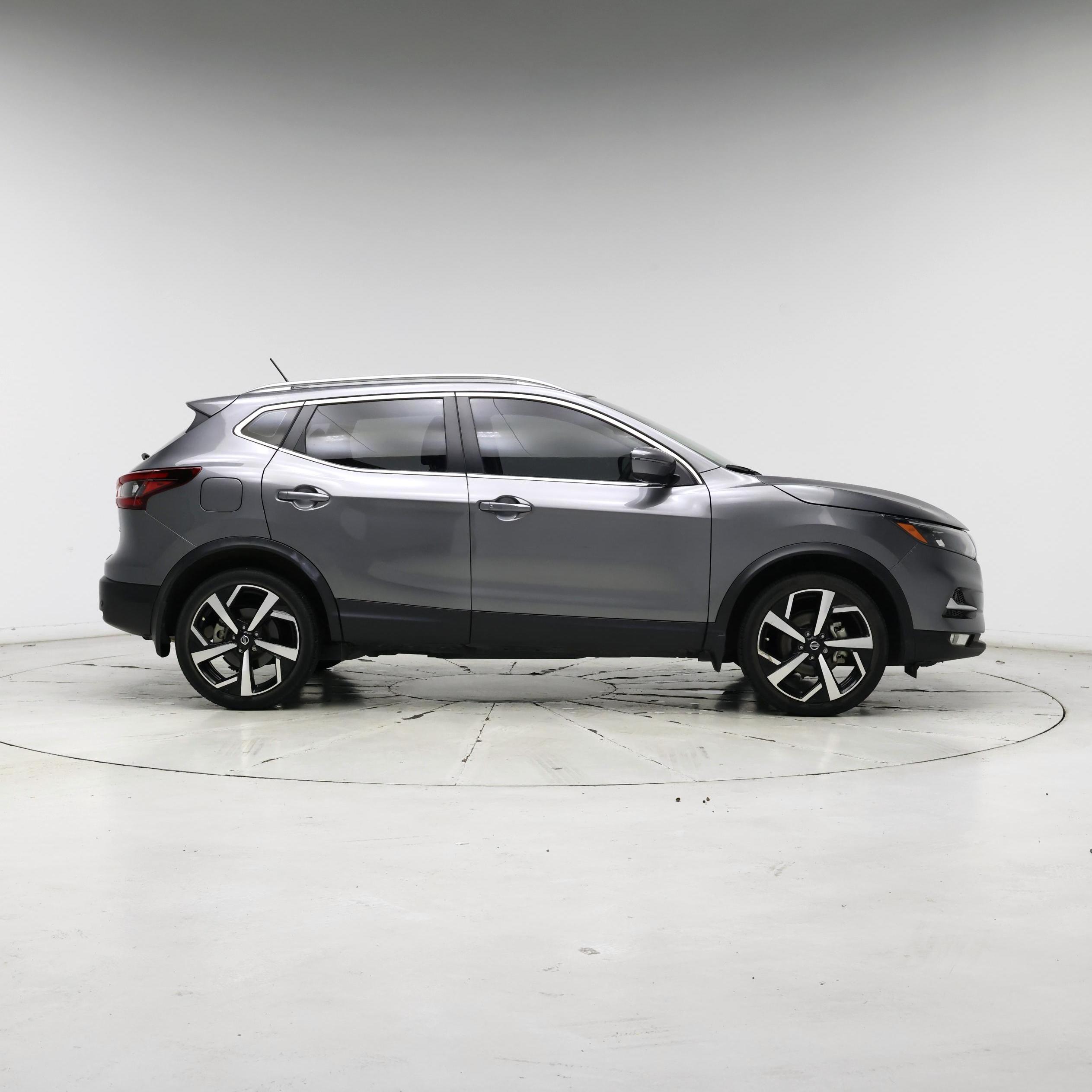 Thumbnail: 2022 Nissan Rogue Sport - 7