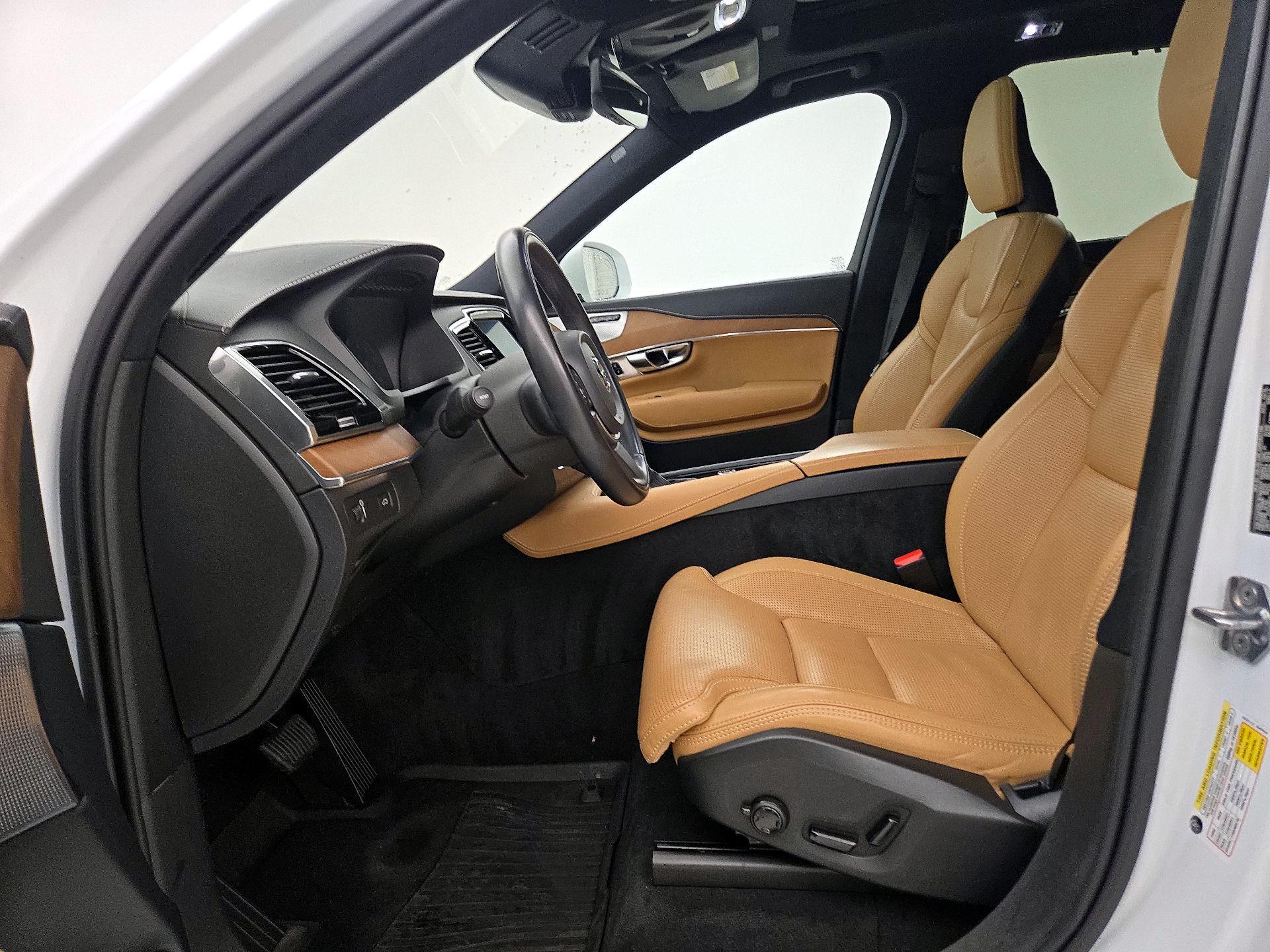 Thumbnail: 2019 Volvo XC90 - 11