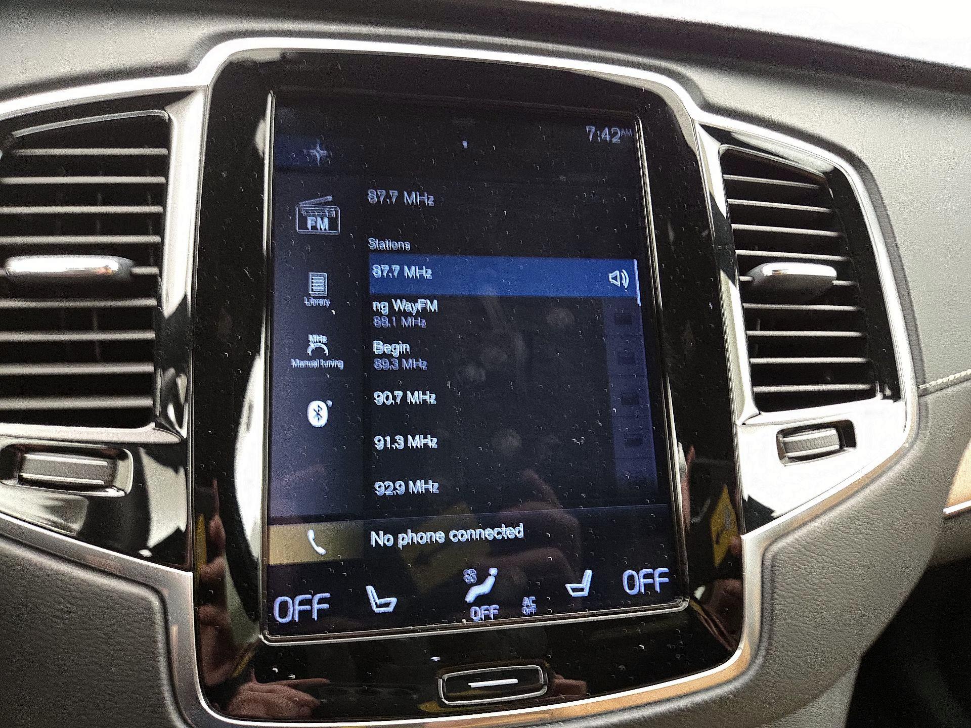 Thumbnail: 2019 Volvo XC90 - 16