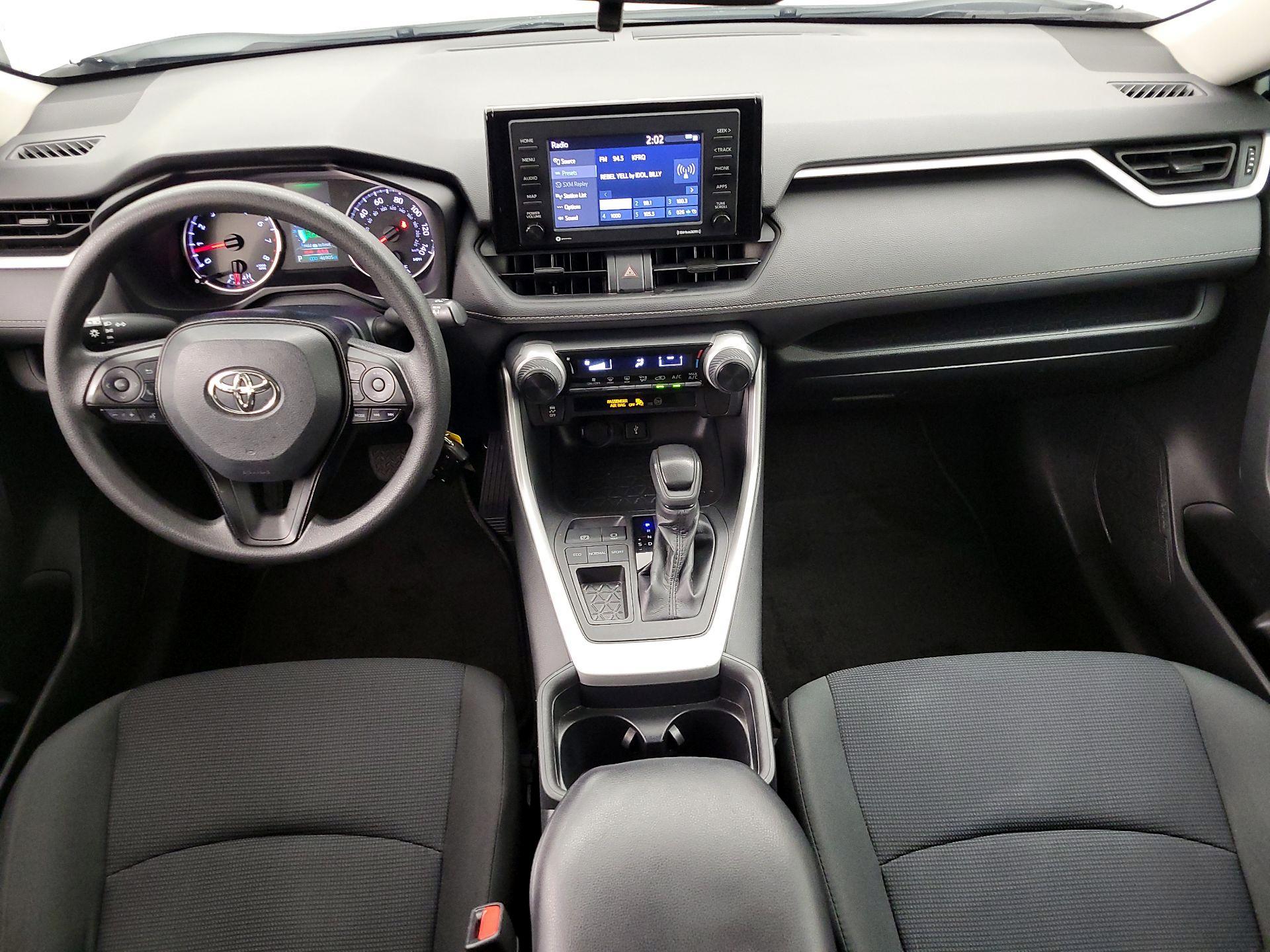 Thumbnail: 2020 Toyota RAV4 - 9