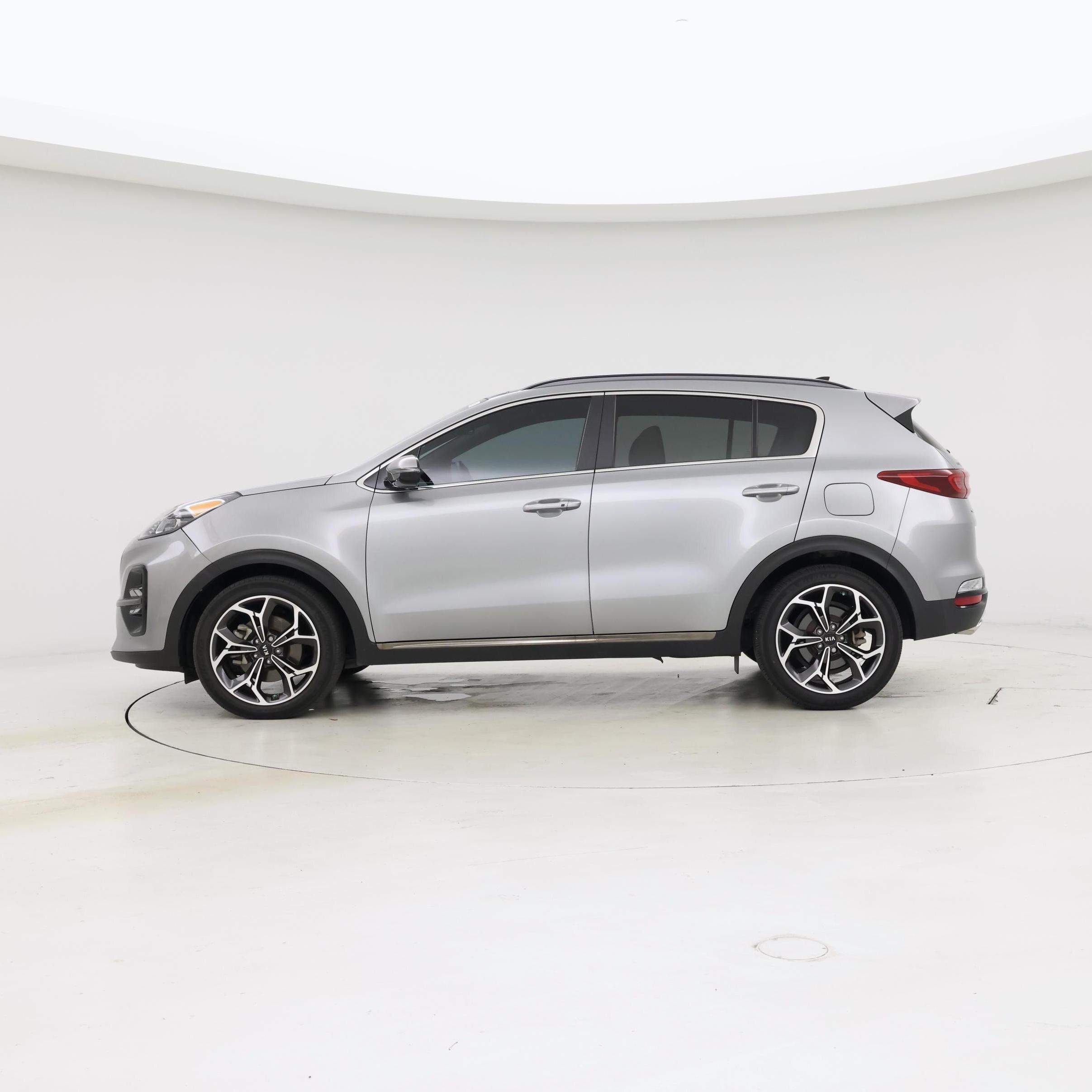 Thumbnail: 2021 Kia Sportage - 3