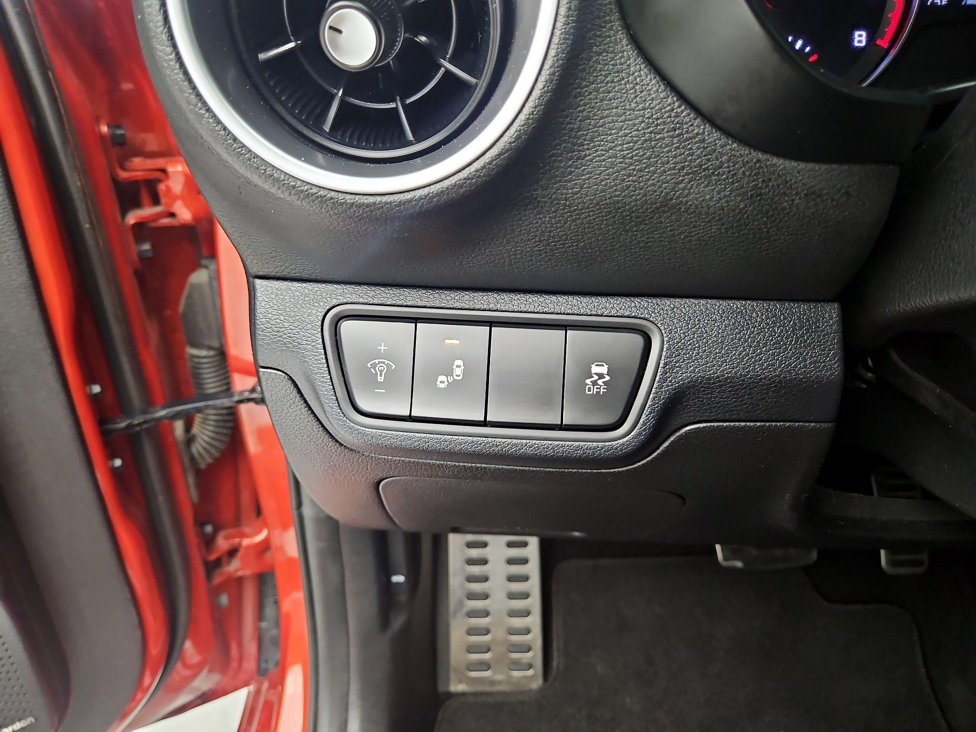 Thumbnail: 2023 Kia Forte - 13
