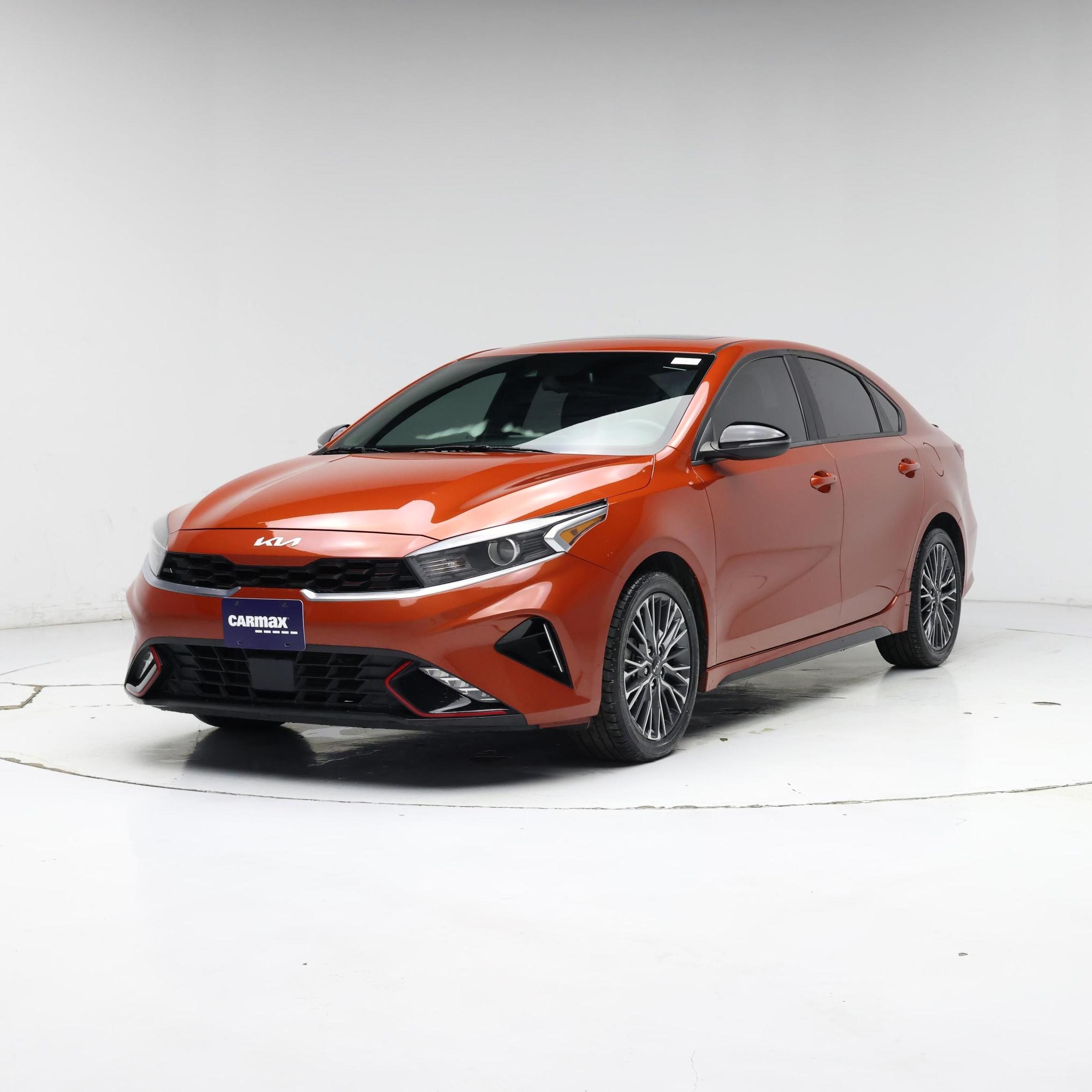 Thumbnail: 2023 Kia Forte - 4