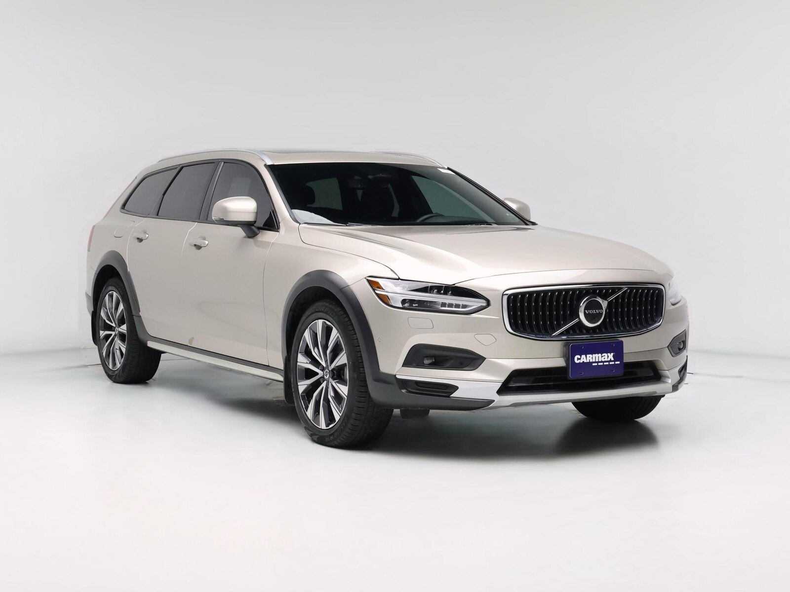 2023 Volvo V90 Cross Country
