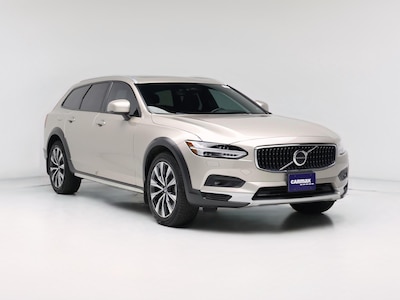 Gold 2023 Volvo V90 Cross Country B6 Plus