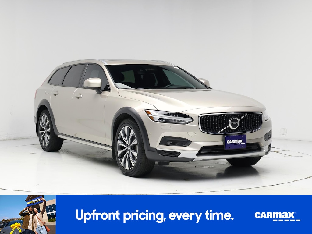 2023 Volvo V90 Cross Country B6 Plus