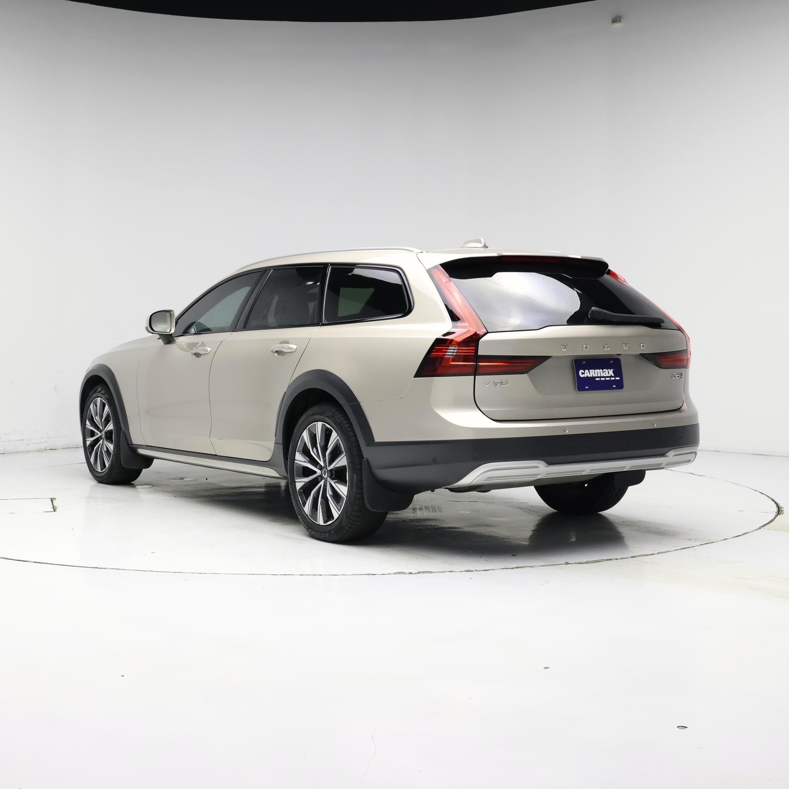 Thumbnail: 2023 Volvo S90 - 2