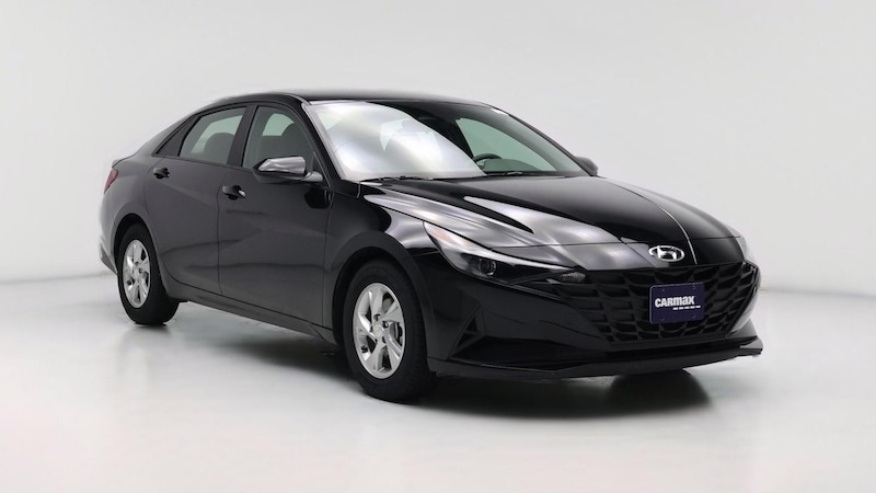 2023 Hyundai Elantra SE Hero Image