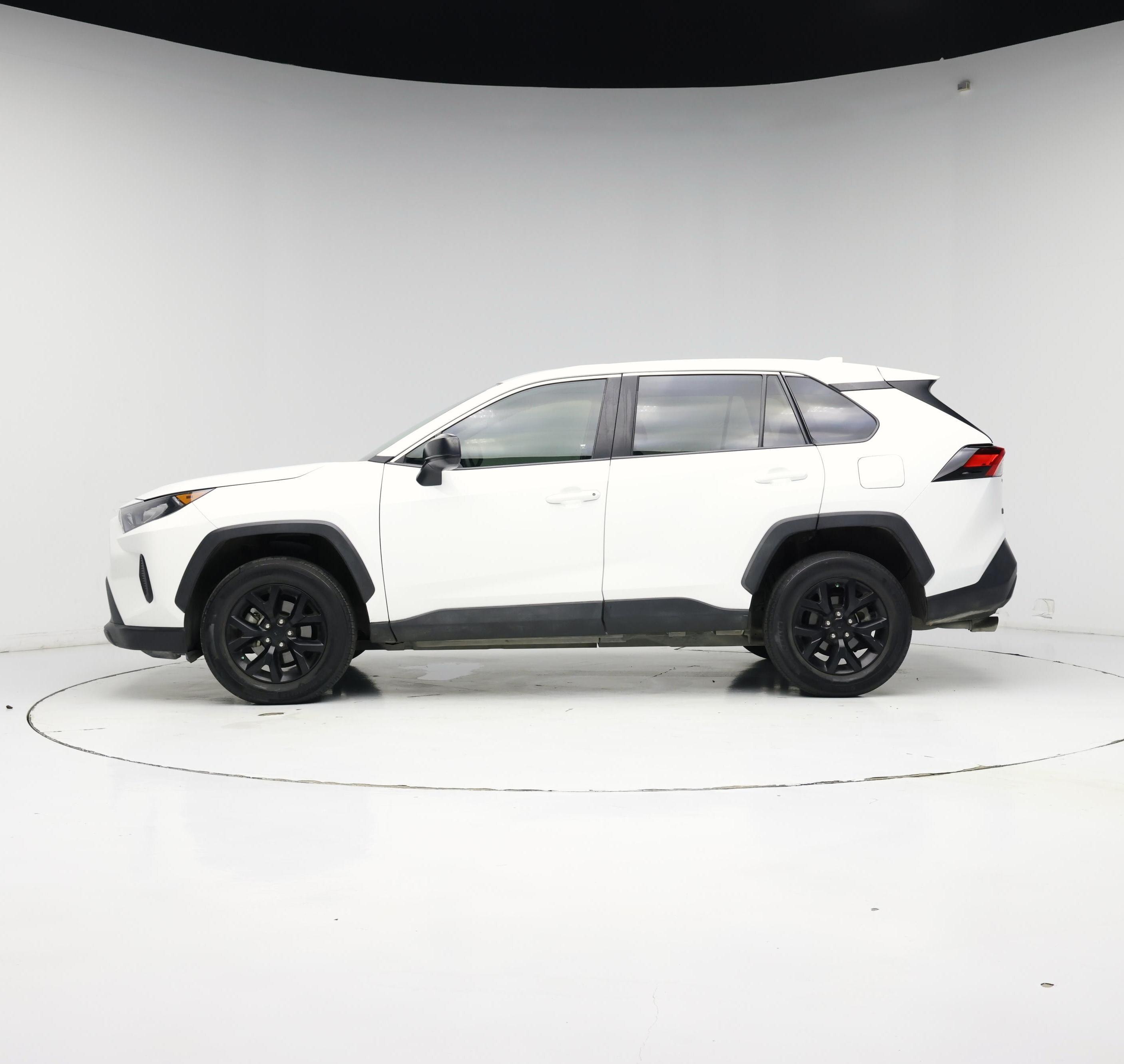 Thumbnail: 2022 Toyota RAV4 - 3
