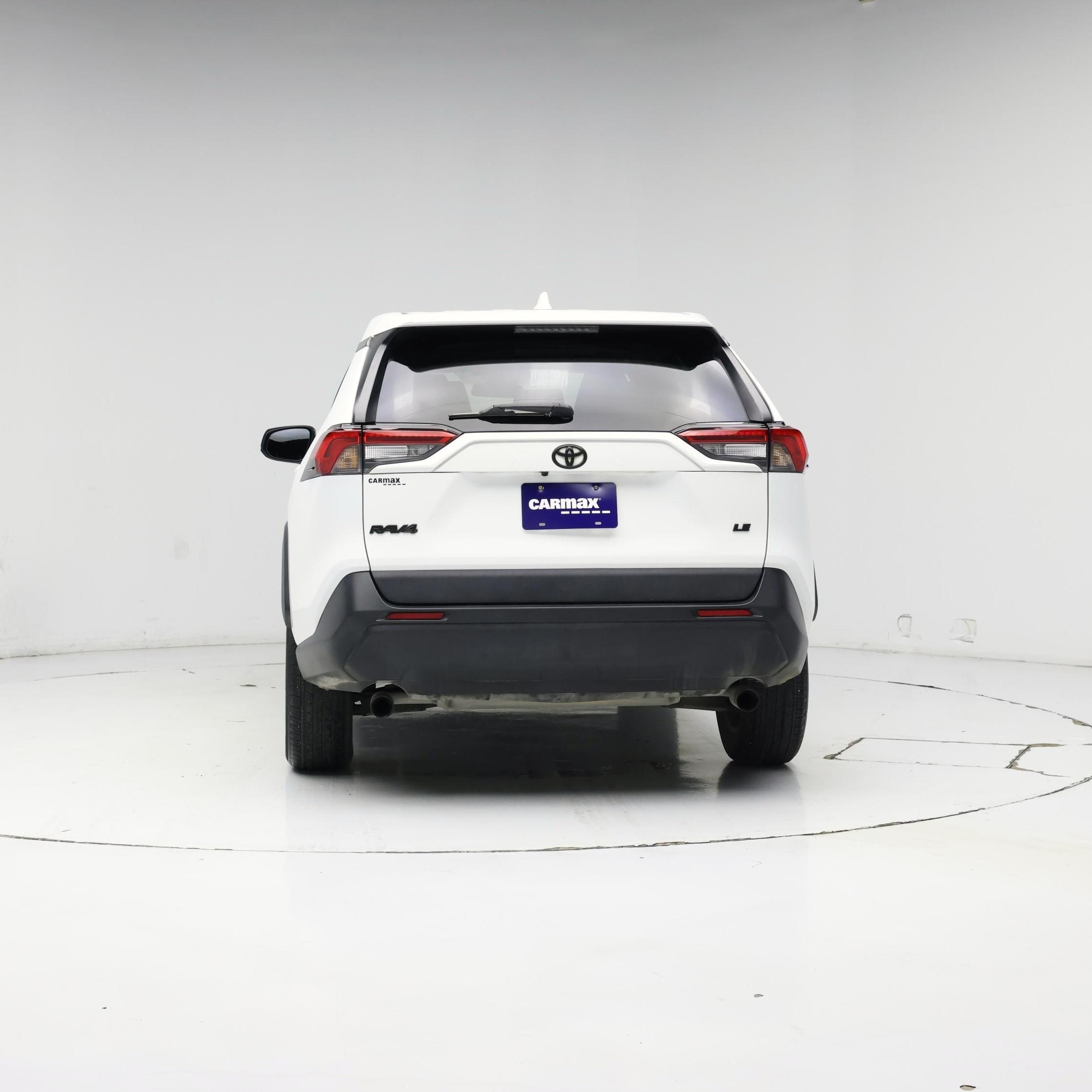 Thumbnail: 2022 Toyota RAV4 - 6