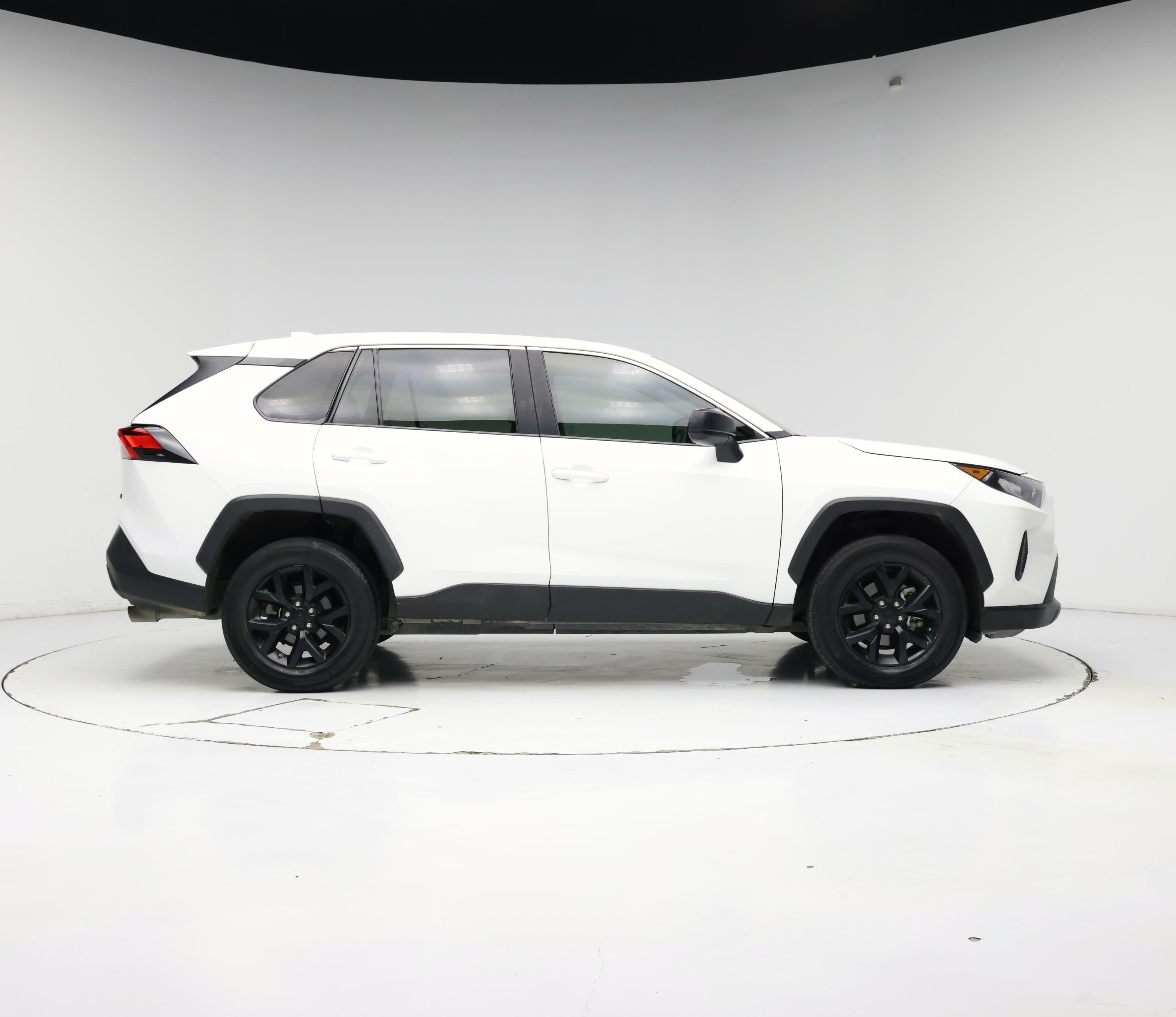 Thumbnail: 2022 Toyota RAV4 - 7