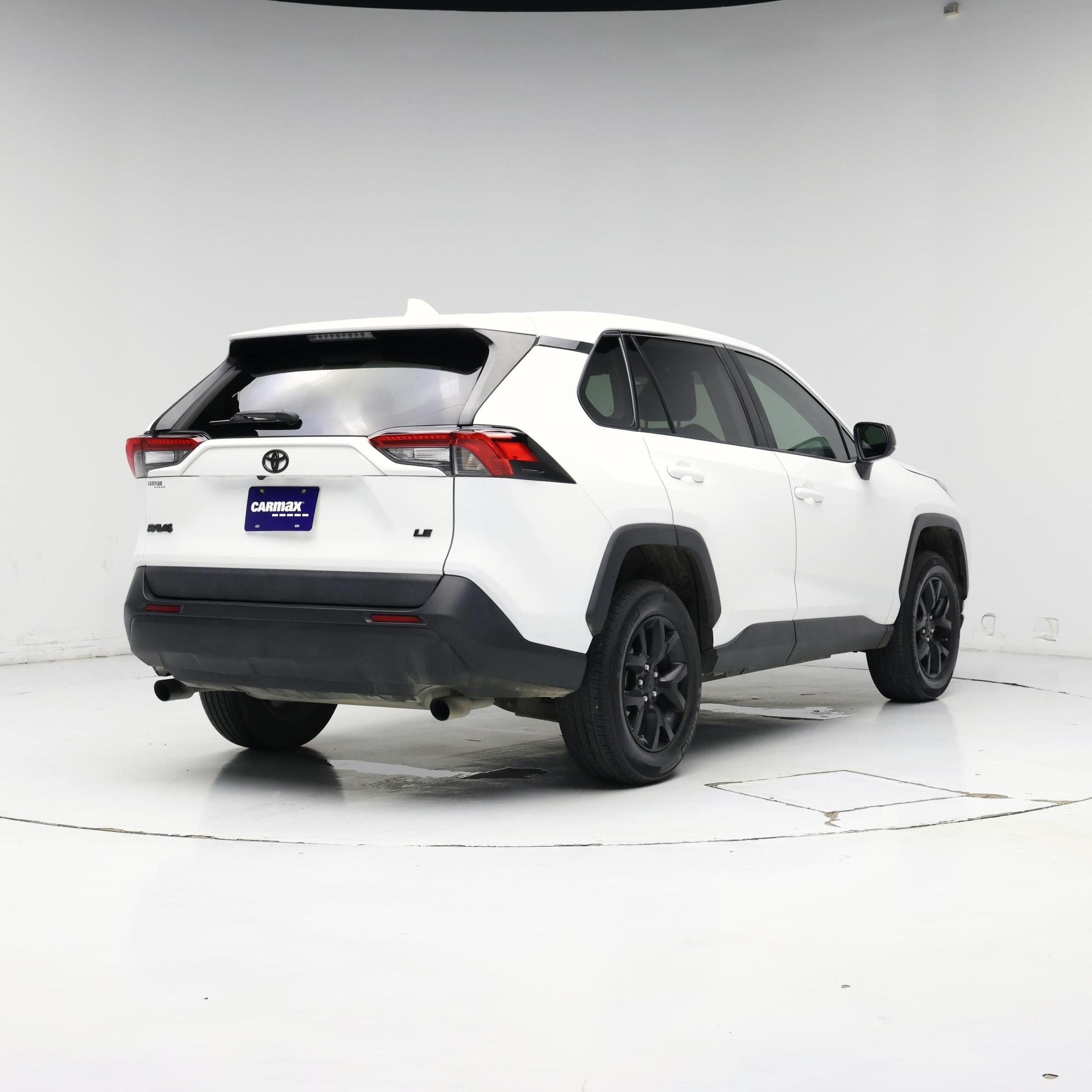Thumbnail: 2022 Toyota RAV4 - 8