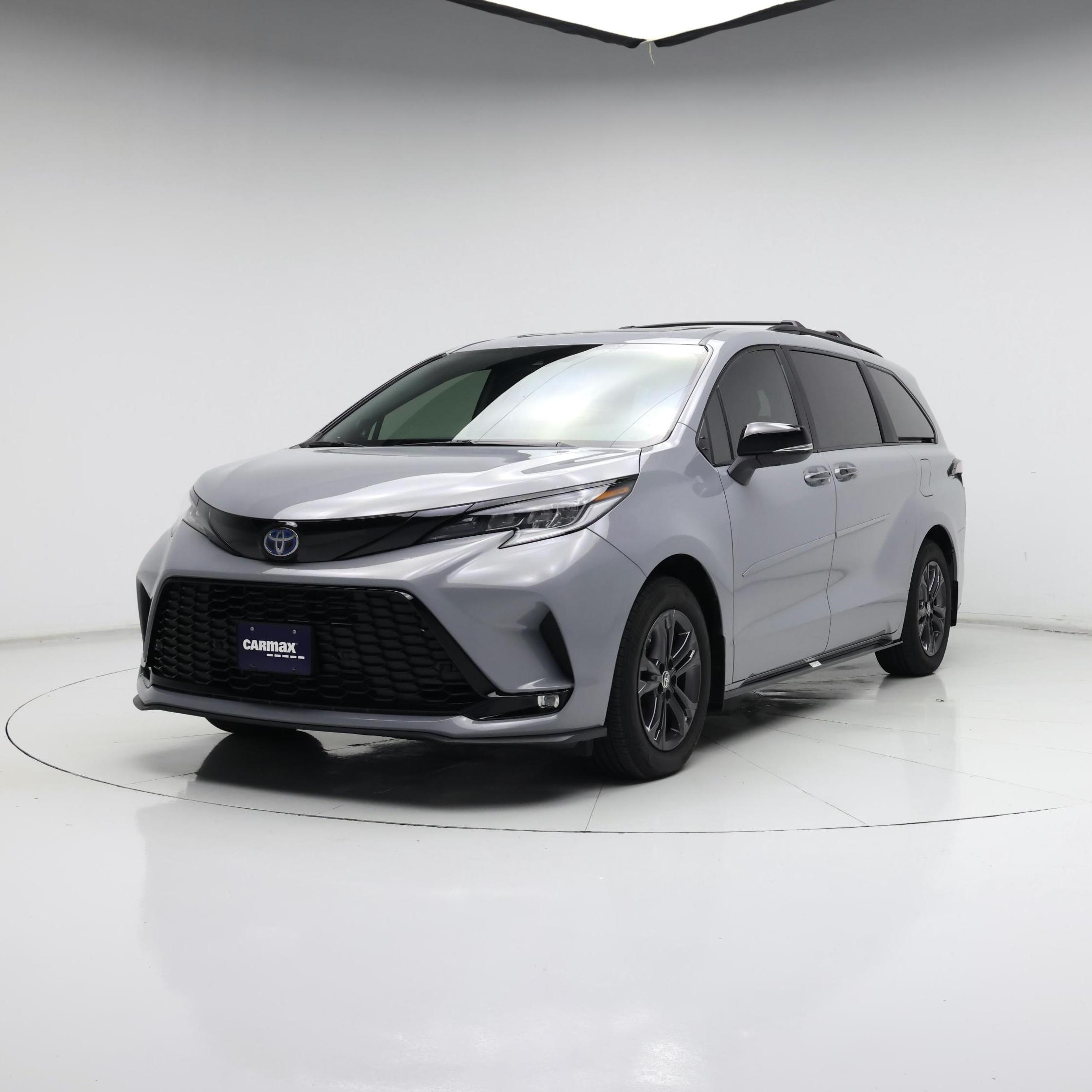 Thumbnail: 2025 Toyota Sienna - 4