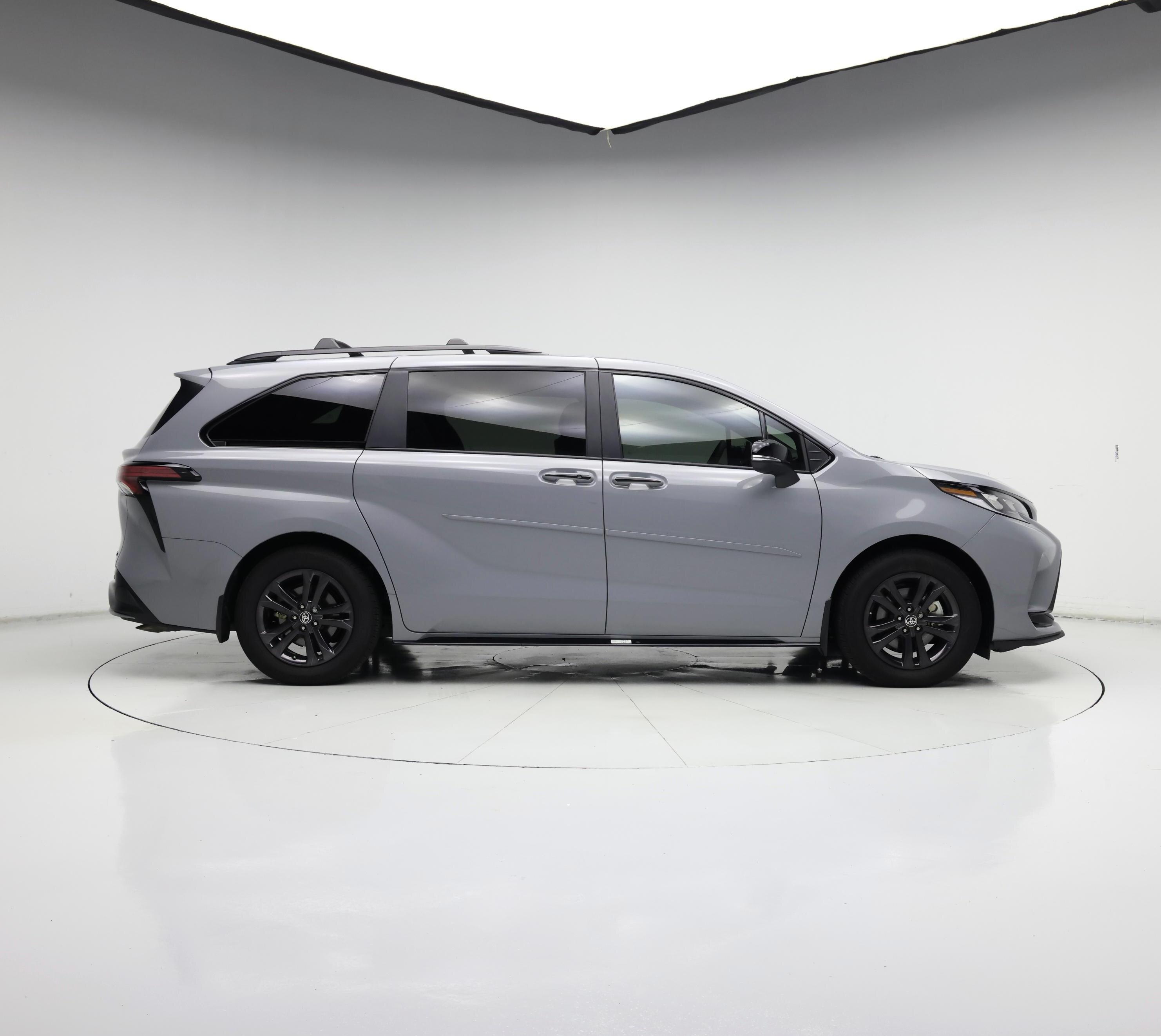 Thumbnail: 2025 Toyota Sienna - 7
