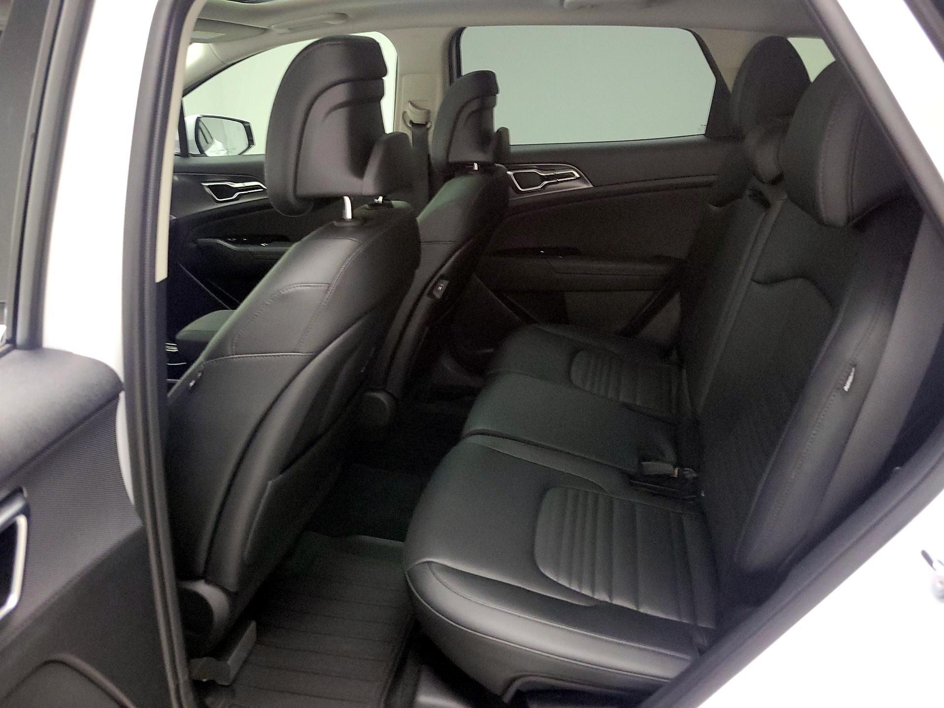 Thumbnail: 2024 Kia Sportage - 20