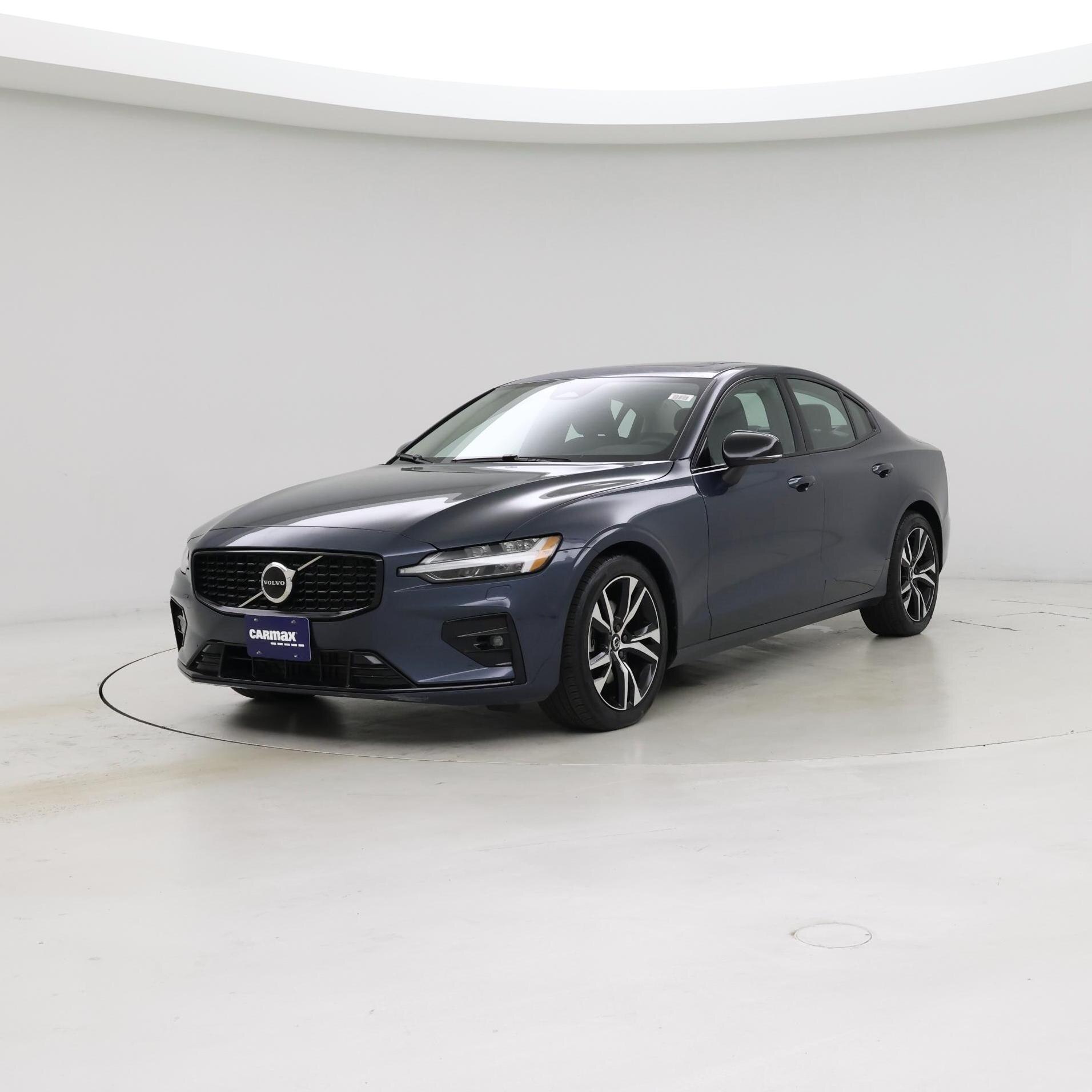Thumbnail: 2025 Volvo S60 - 4