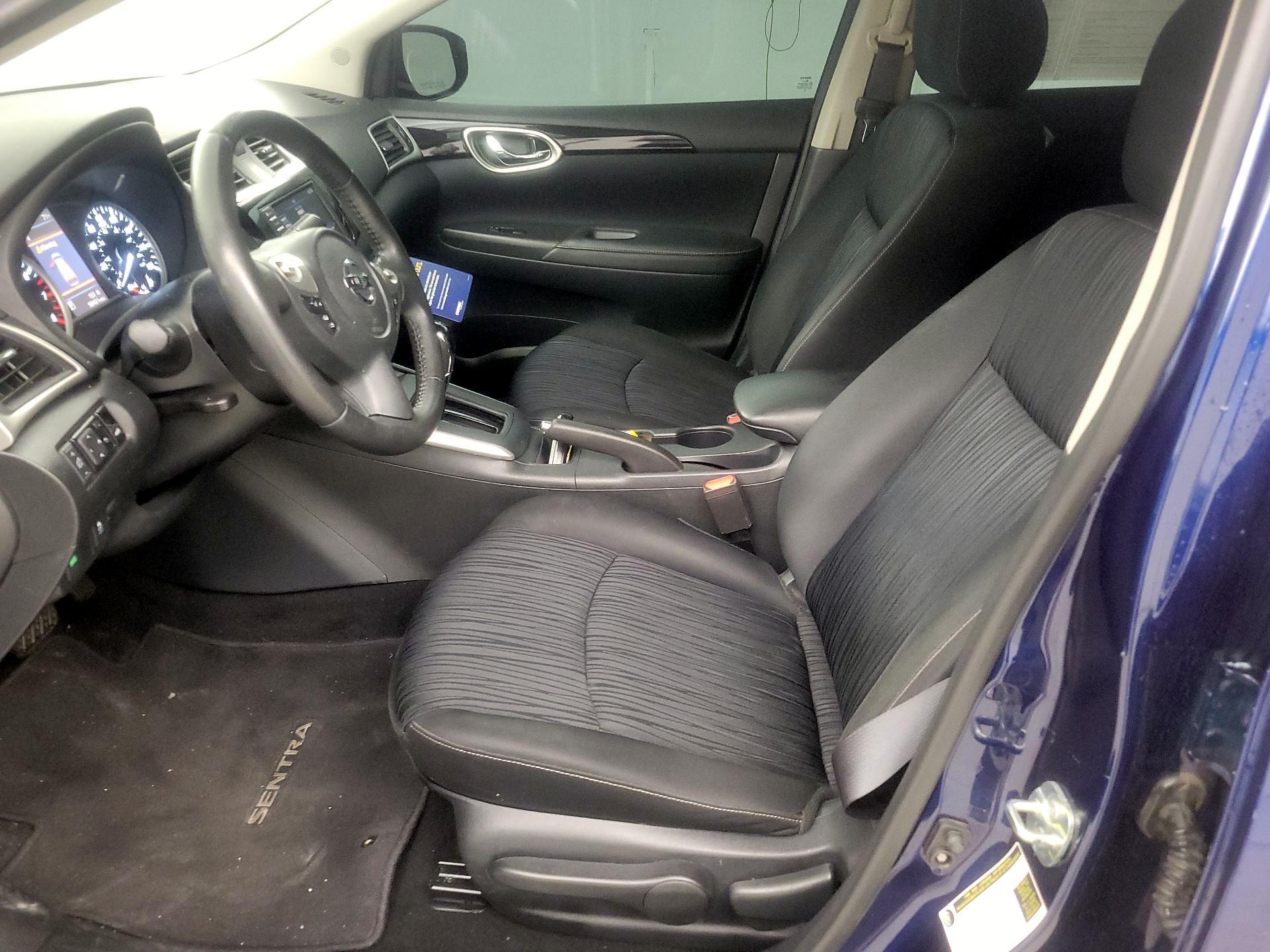Thumbnail: 2019 Nissan Sentra - 11