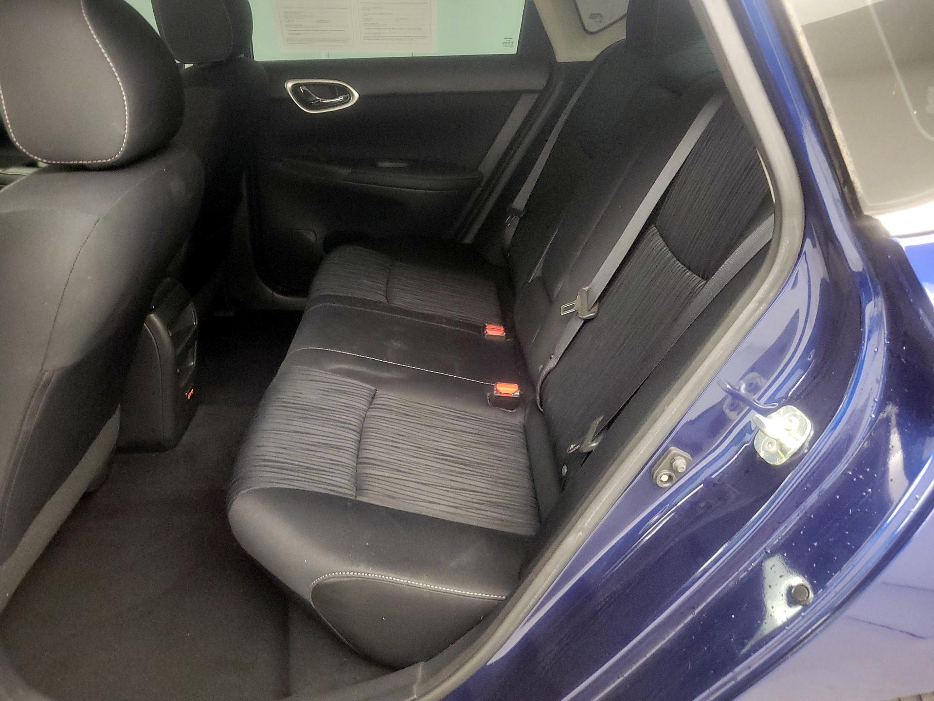 Thumbnail: 2019 Nissan Sentra - 19