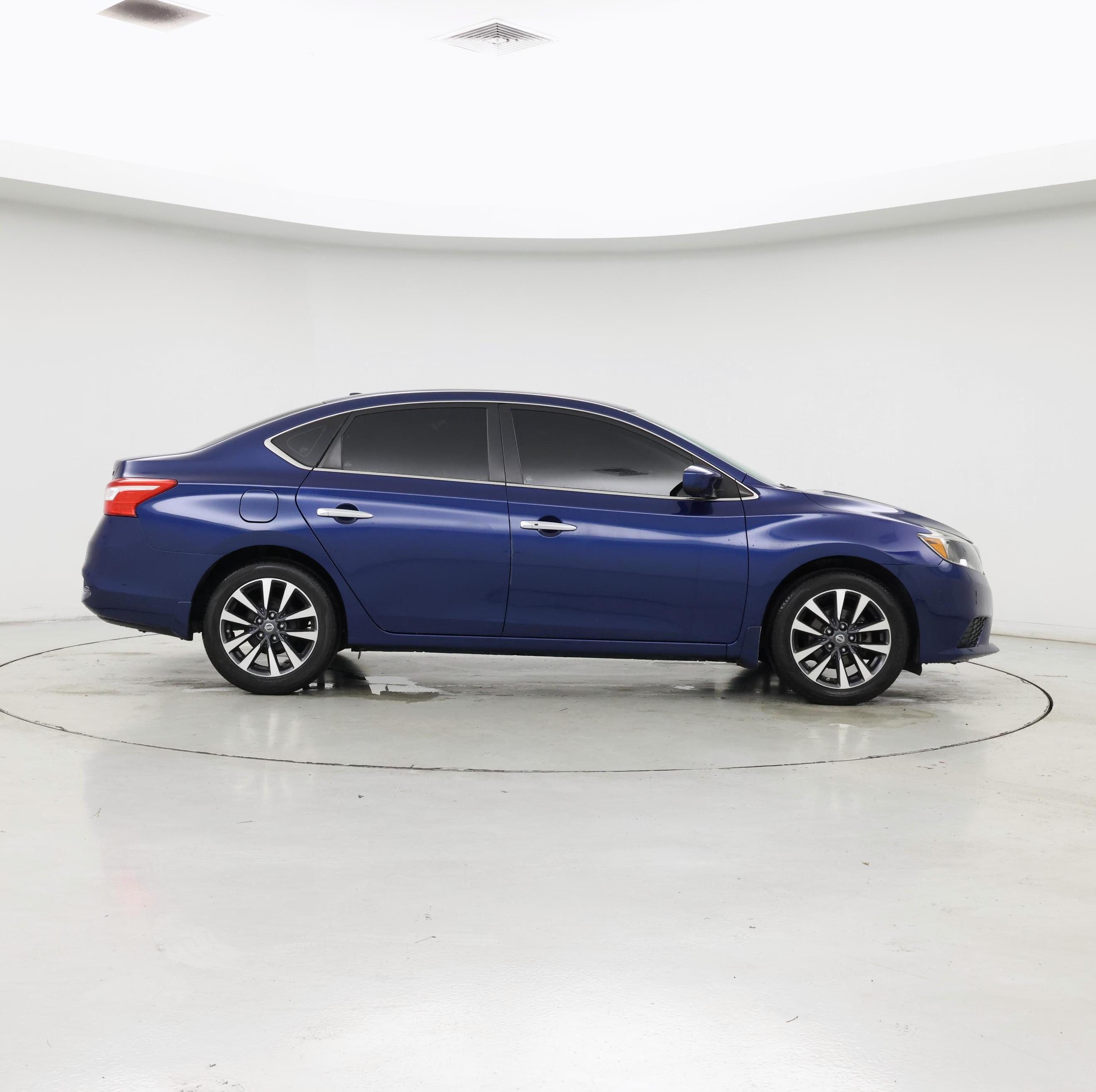 Thumbnail: 2019 Nissan Sentra - 7
