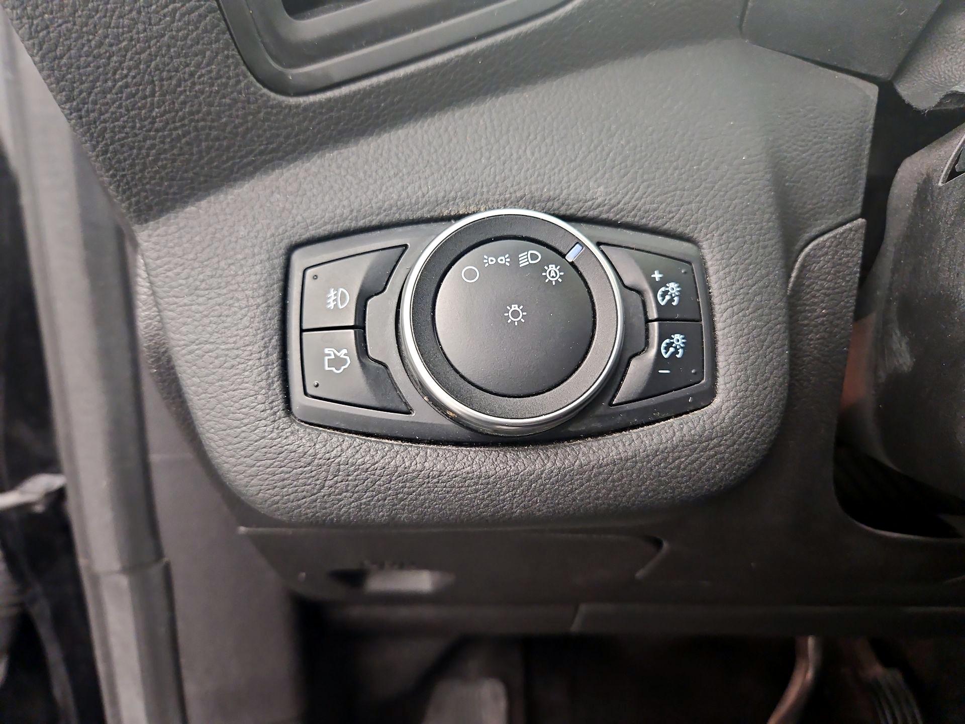 Thumbnail: 2016 Ford Escape - 13