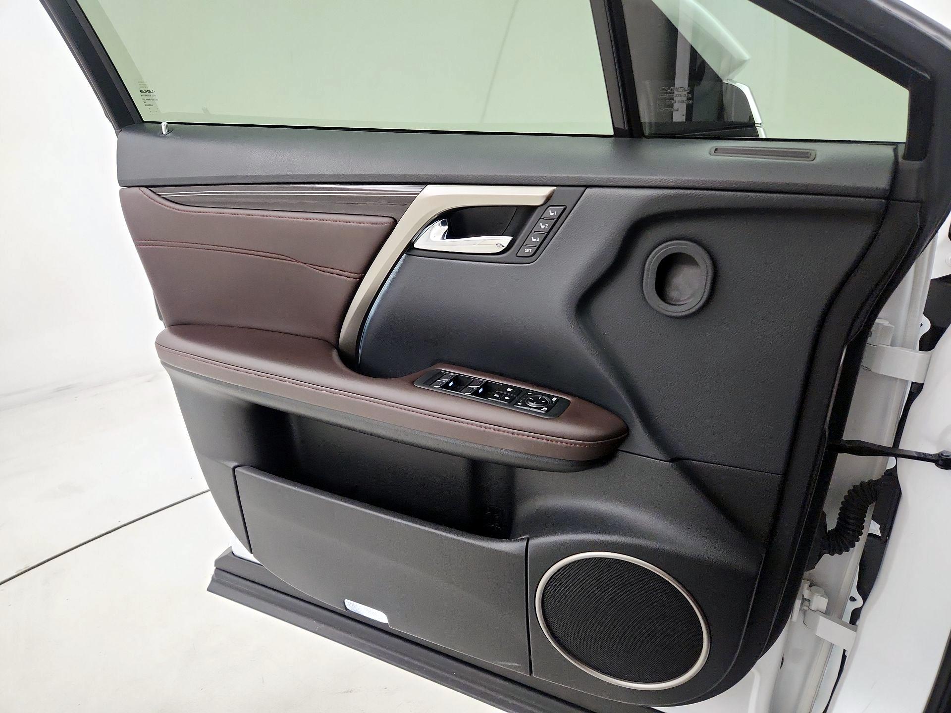 Thumbnail: 2020 Lexus RX - 12
