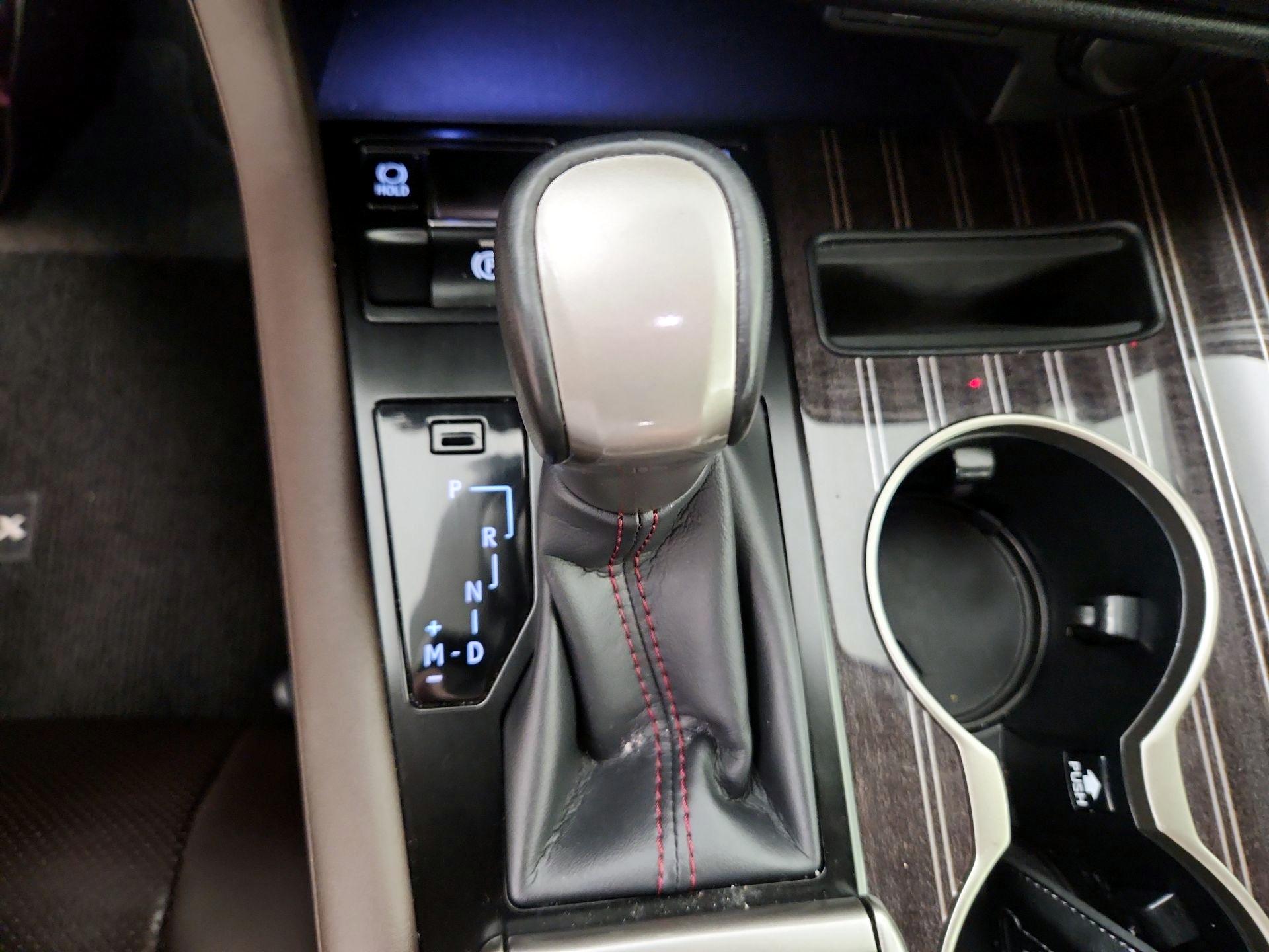 Thumbnail: 2020 Lexus RX - 18
