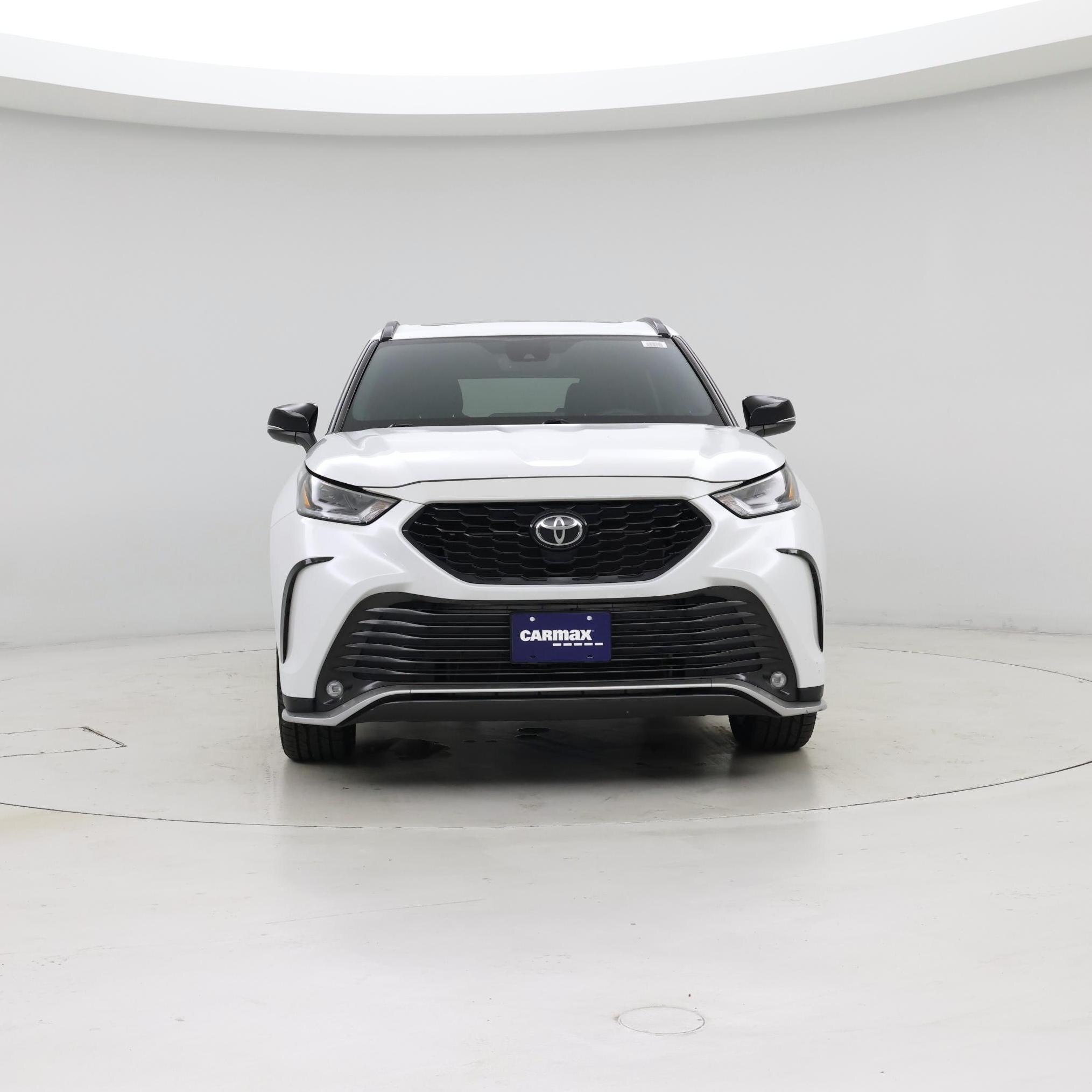 Thumbnail: 2023 Toyota Highlander - 5