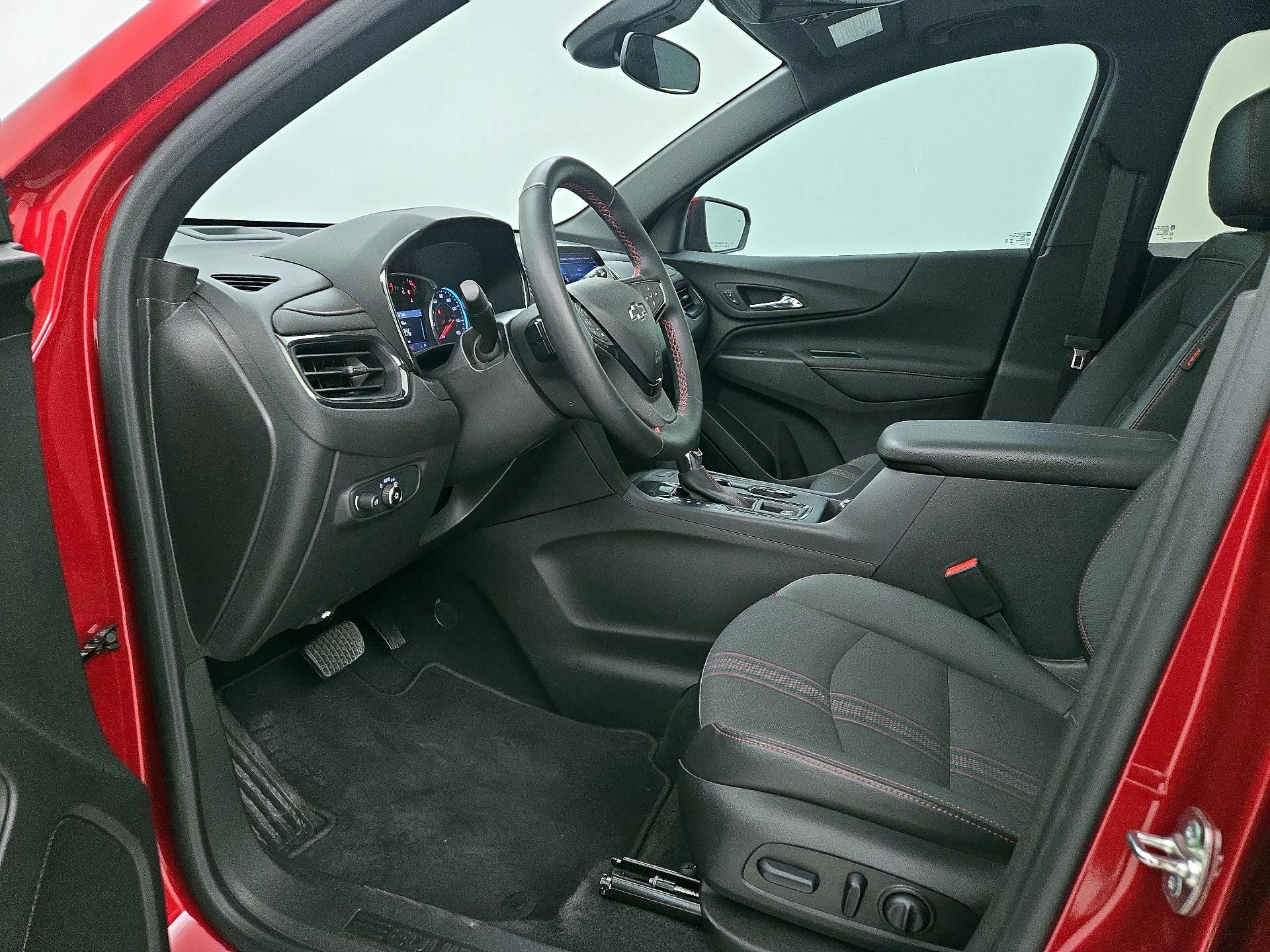 Thumbnail: 2024 Chevrolet Equinox - 11
