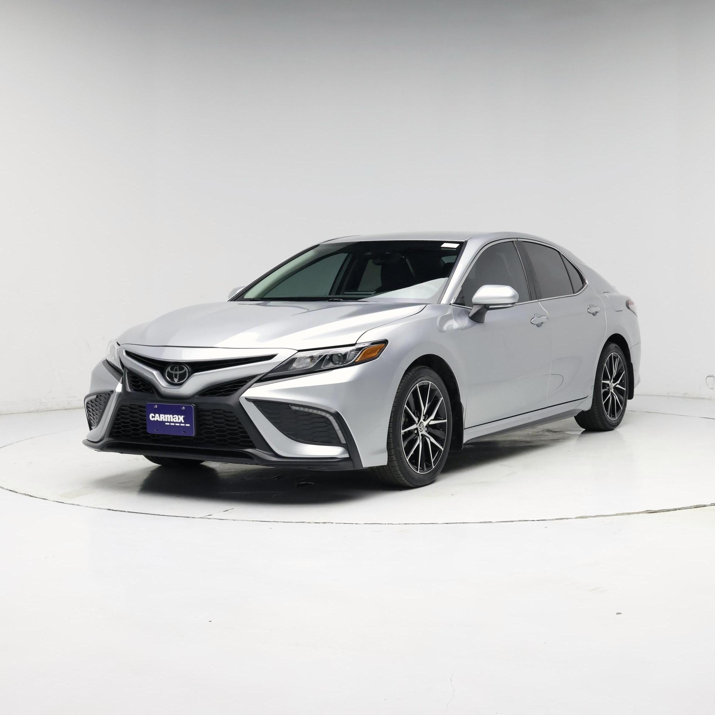 Thumbnail: 2023 Toyota Camry - 4