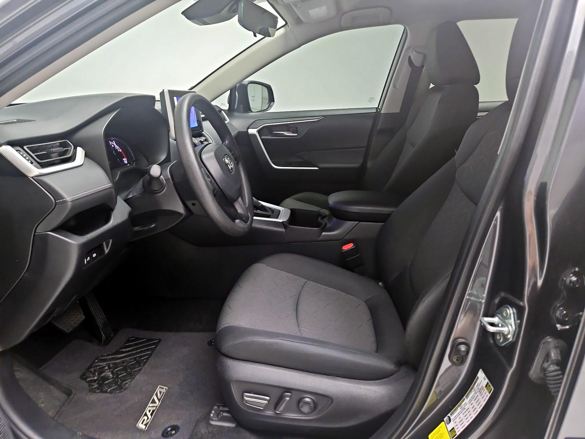 Thumbnail: 2024 Toyota RAV4 - 11