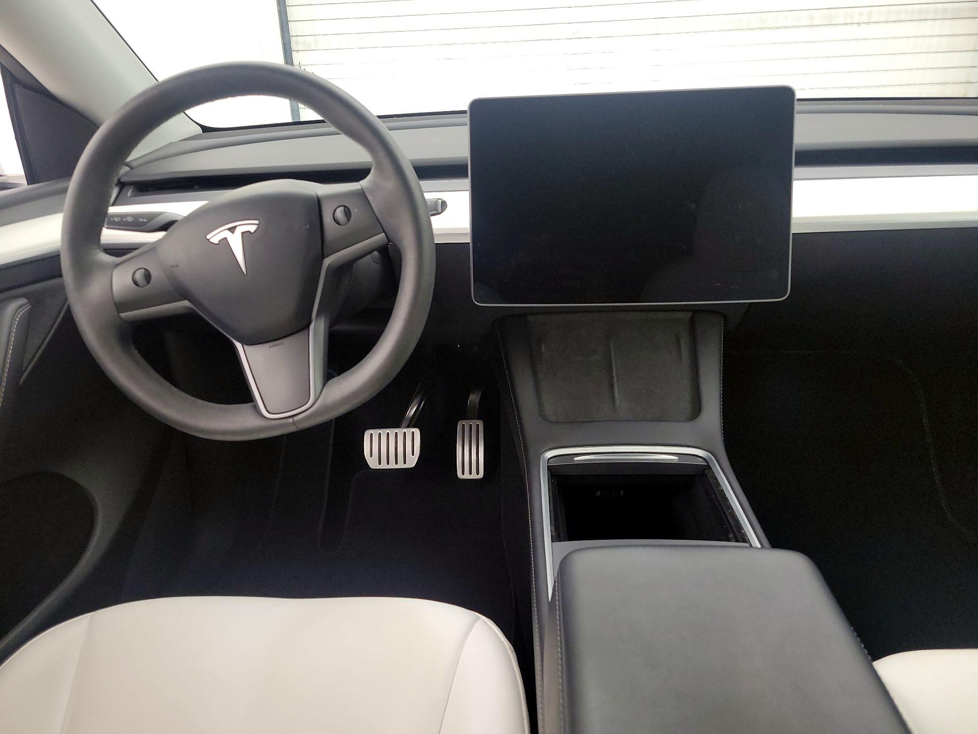 Thumbnail: 2022 Tesla Model Y - 9