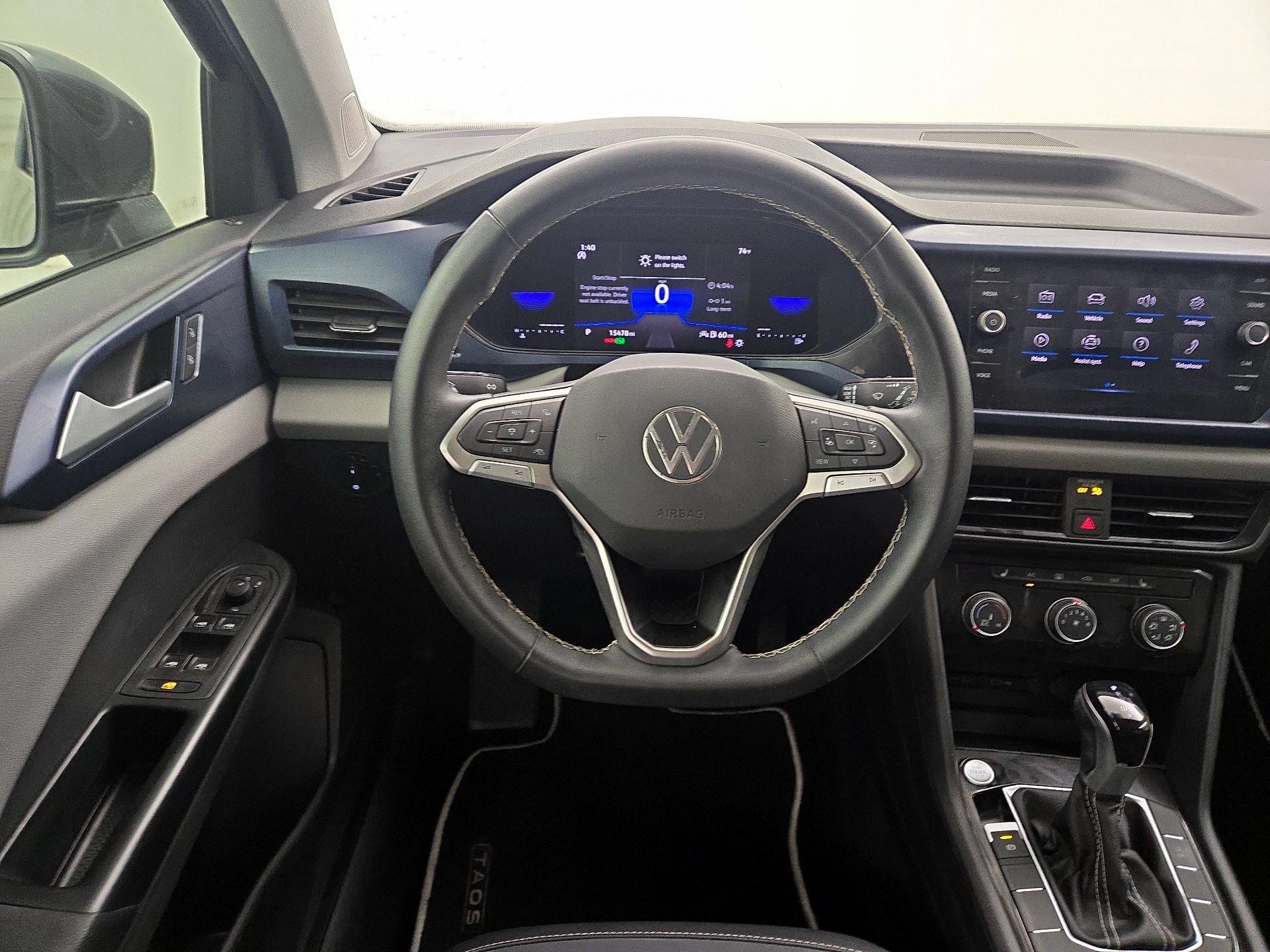 Thumbnail: 2023 Volkswagen Taos - 10