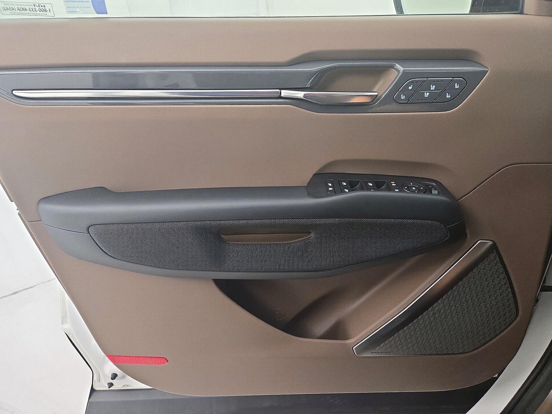 Thumbnail: 2024 Kia EV9 - 12