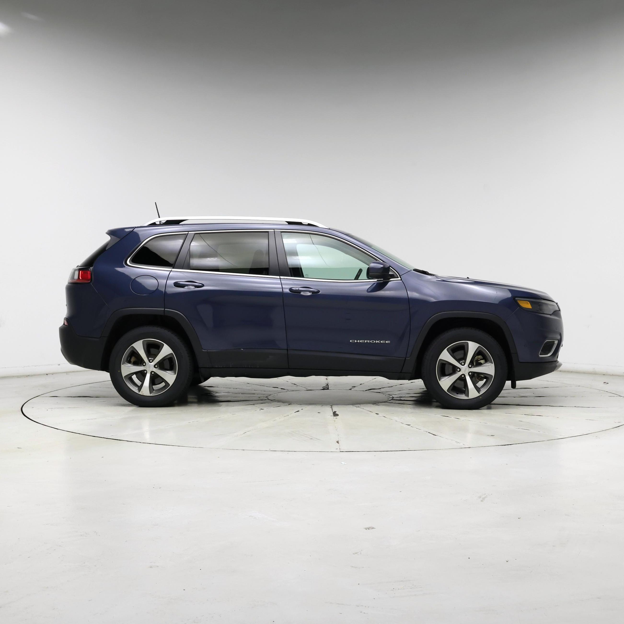 Thumbnail: 2021 Jeep Cherokee - 7
