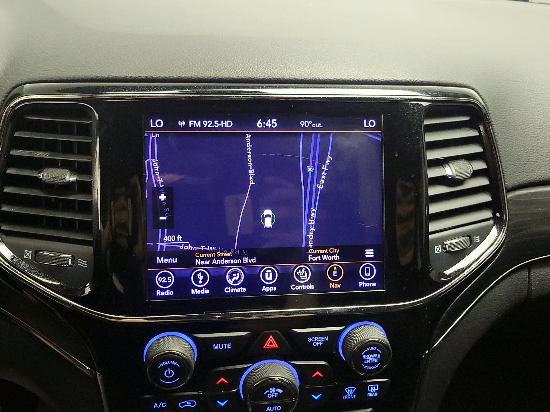 Thumbnail: 2019 Jeep Grand Cherokee - 14