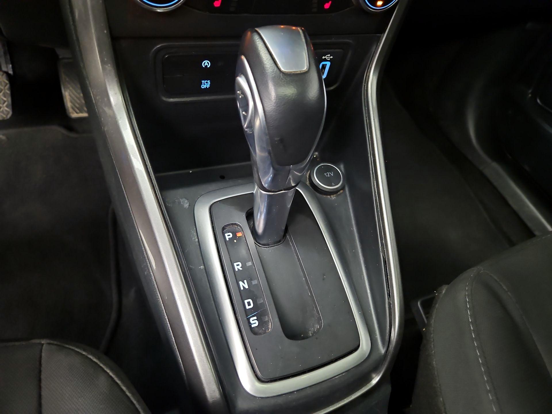Thumbnail: 2021 Ford EcoSport - 17