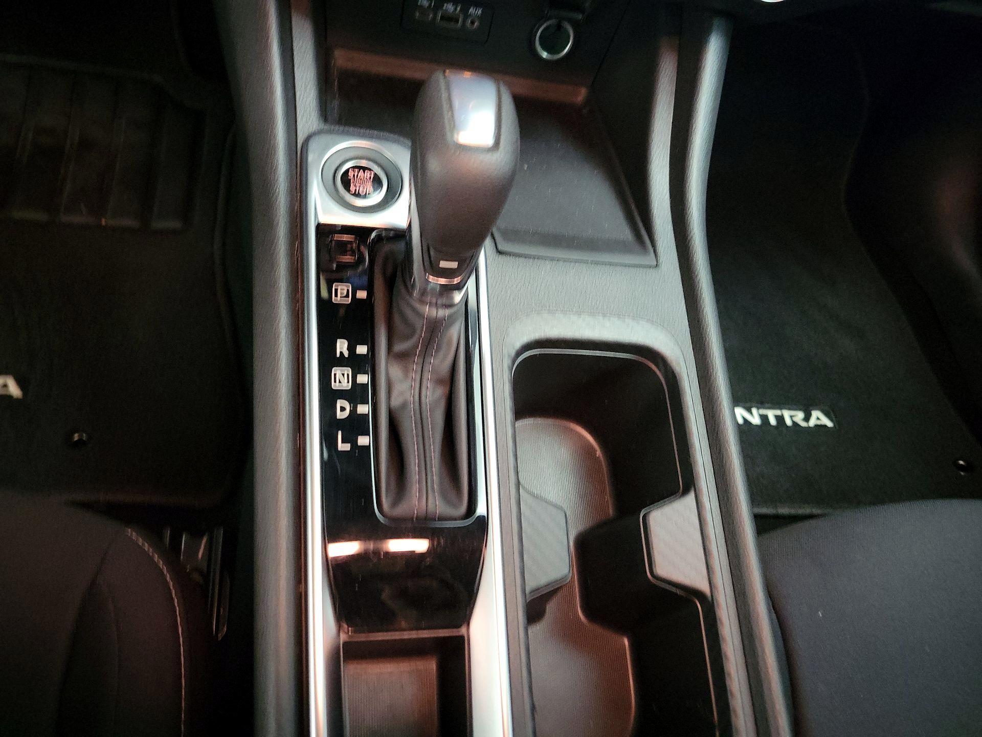 Thumbnail: 2022 Nissan Sentra - 18