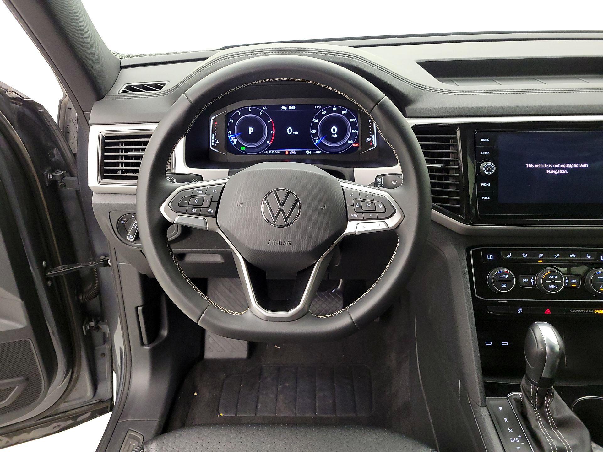 Thumbnail: 2023 Volkswagen Atlas - 10