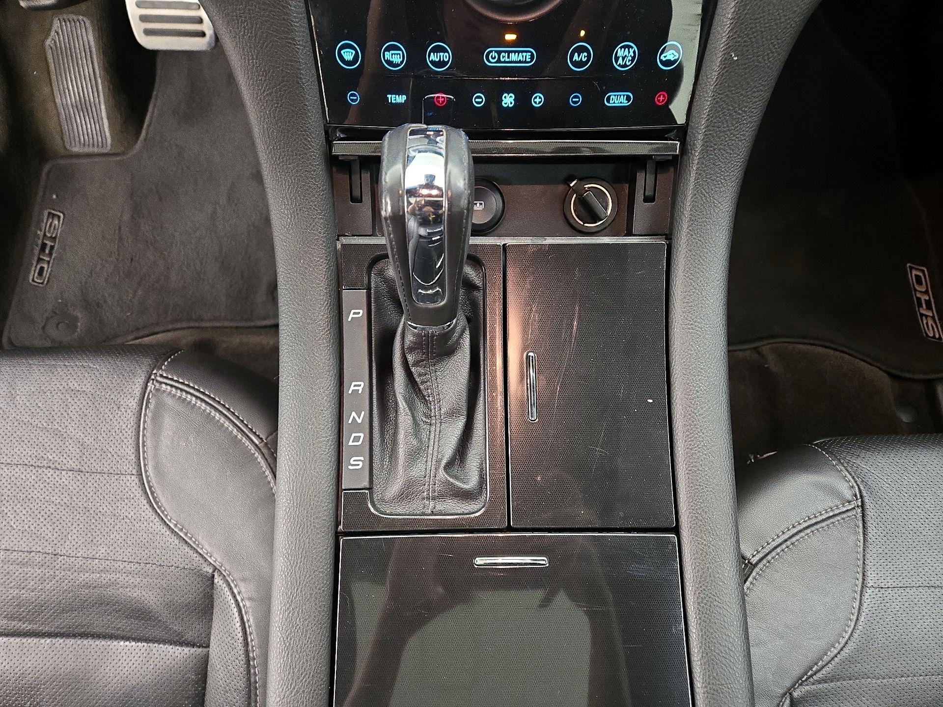 Thumbnail: 2015 Ford Taurus - 17