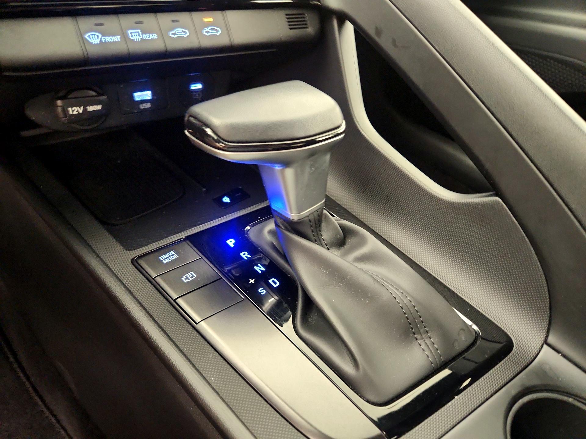 Thumbnail: 2025 Hyundai Elantra - 17