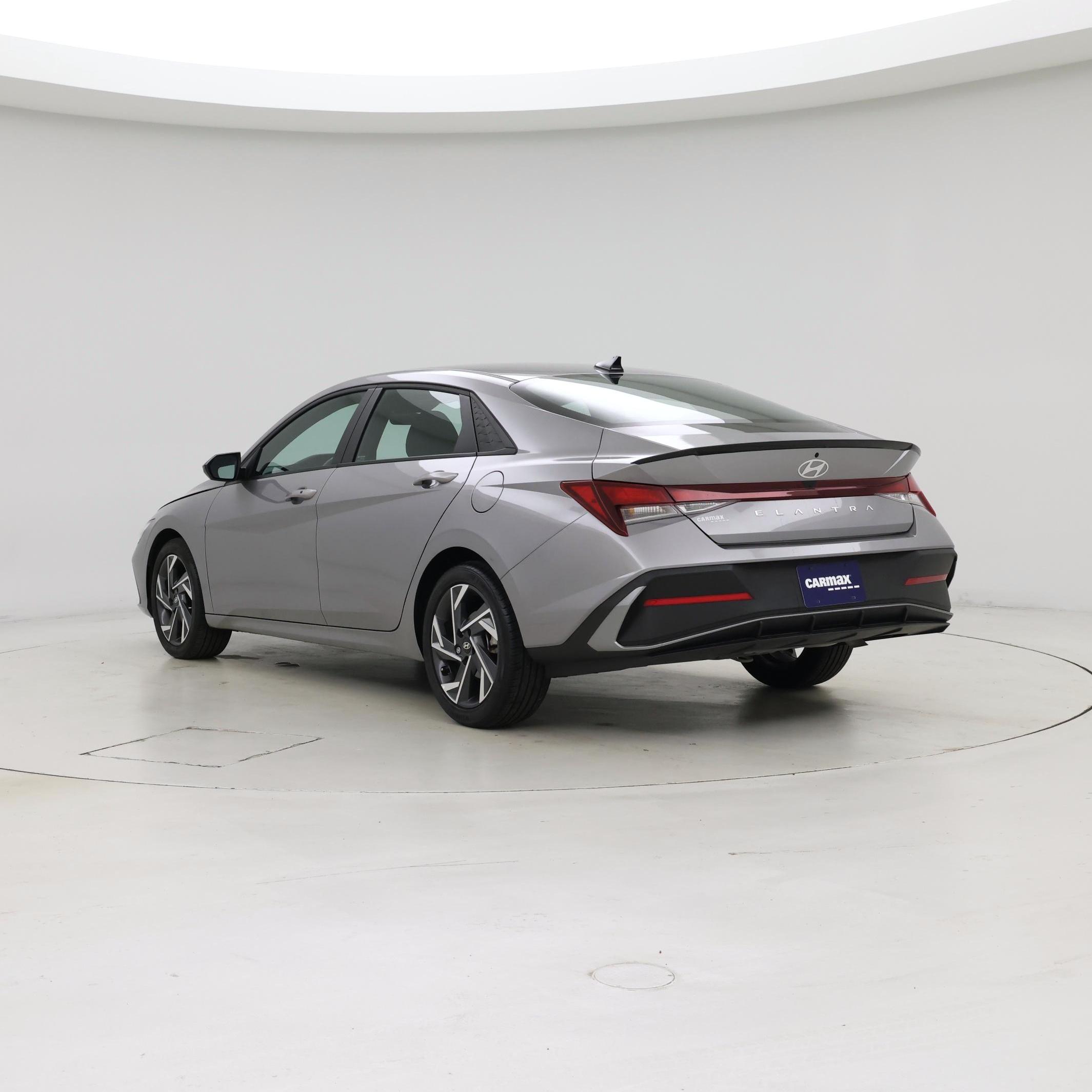 Thumbnail: 2025 Hyundai Elantra - 2