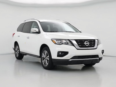 White 2018 Nissan Pathfinder SV