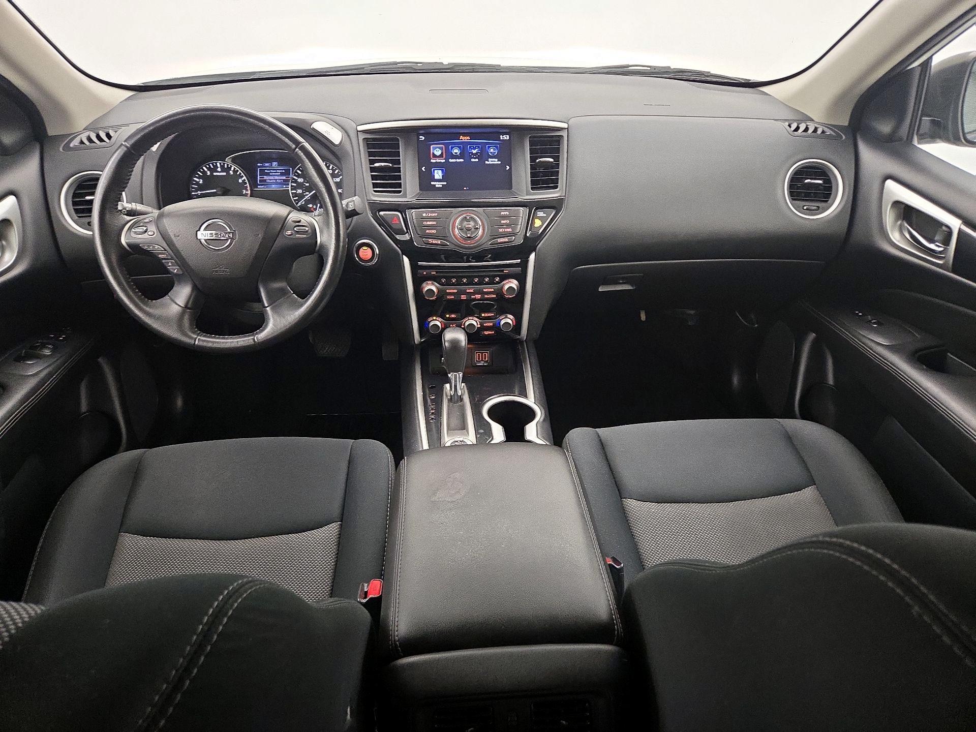Thumbnail: 2018 Nissan Pathfinder - 9