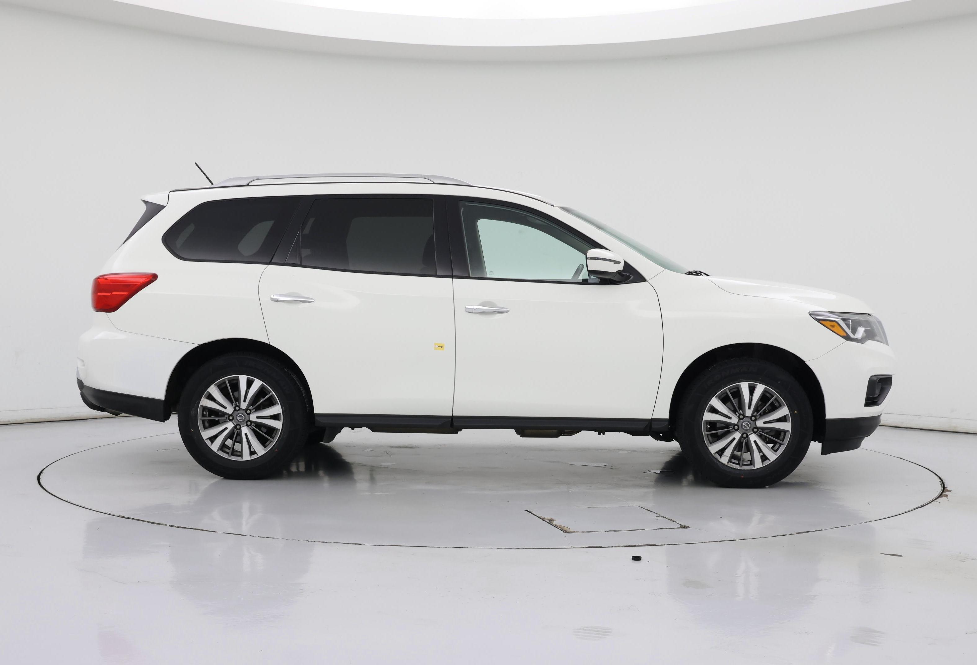 Thumbnail: 2018 Nissan Pathfinder - 7