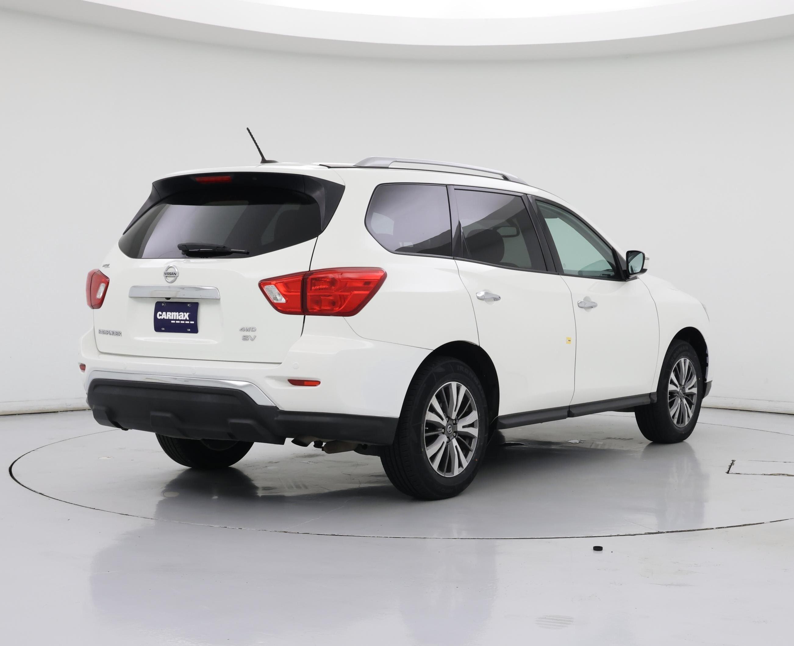 Thumbnail: 2018 Nissan Pathfinder - 8