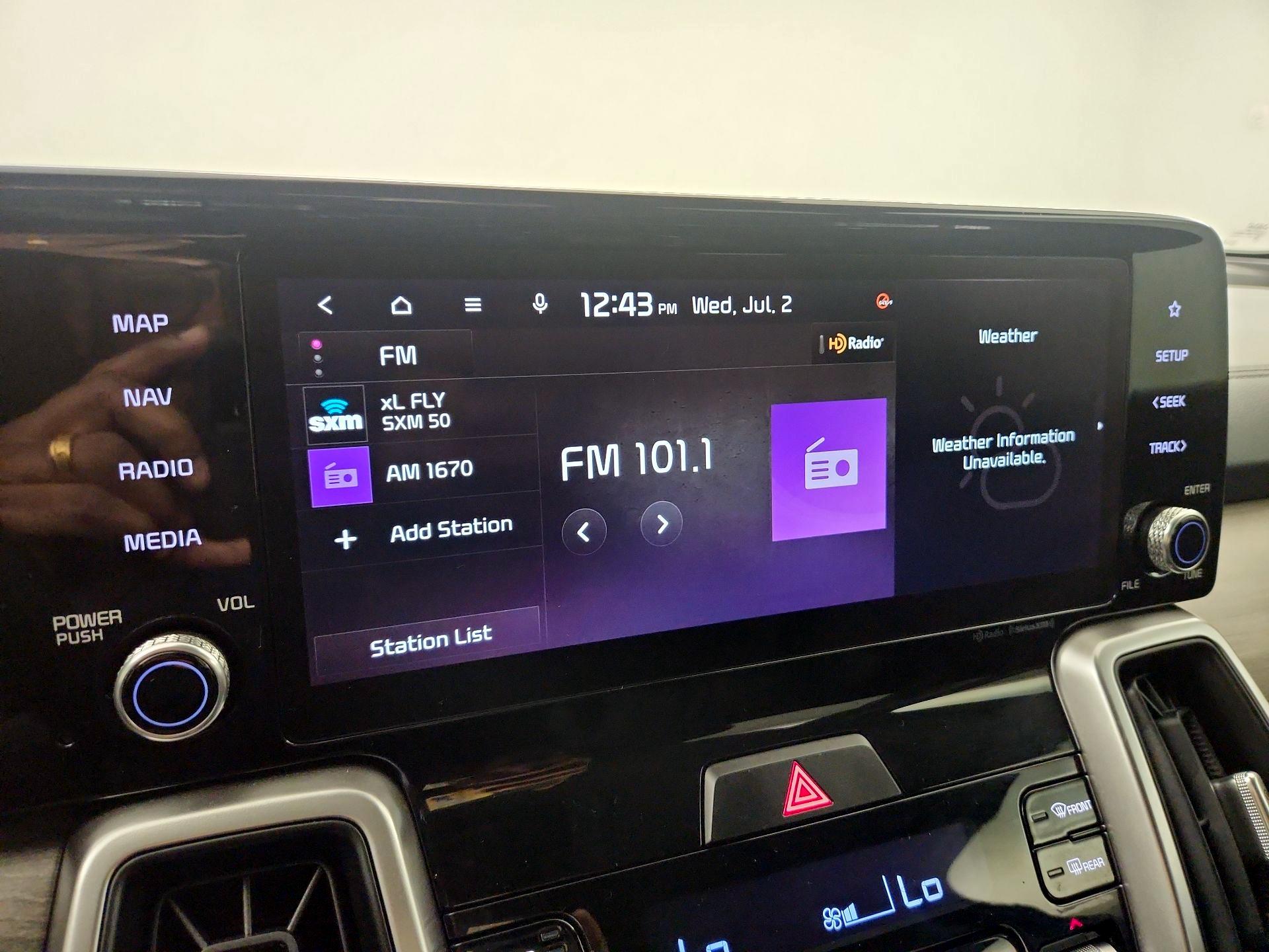 Thumbnail: 2022 Kia Sorento - 14